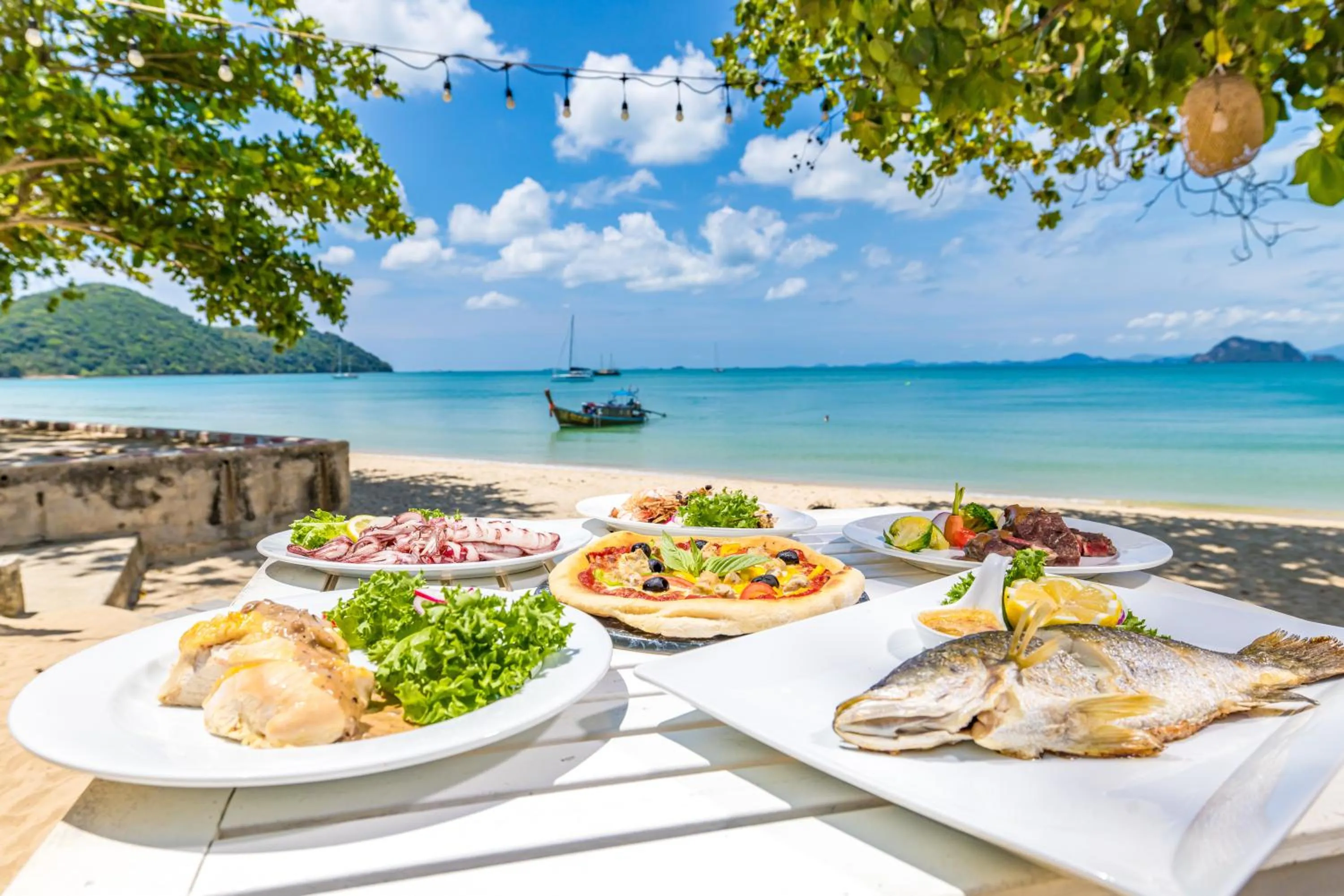 Day in BJ & Radisson Sea View Hotel