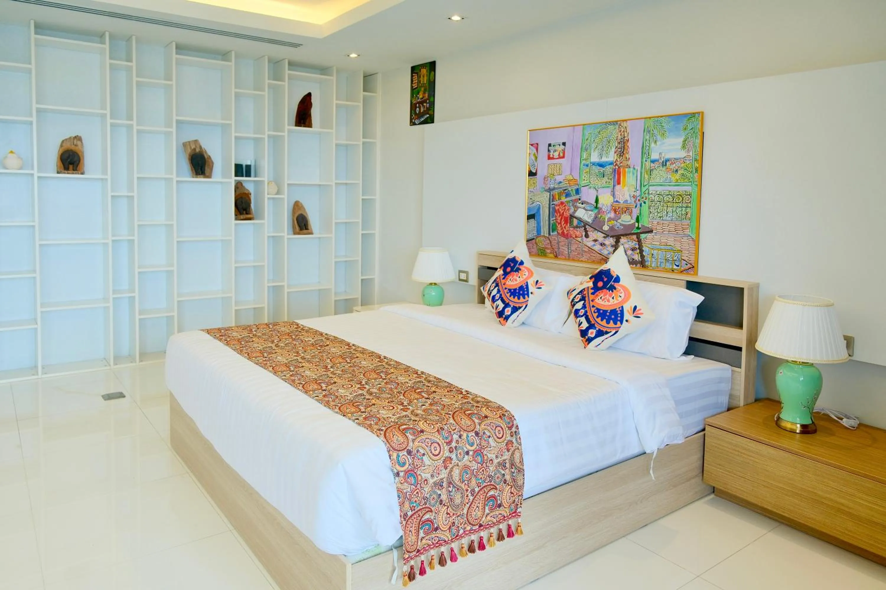 Bed in Phuket Moonlit Bay Seaview Resort & Spa