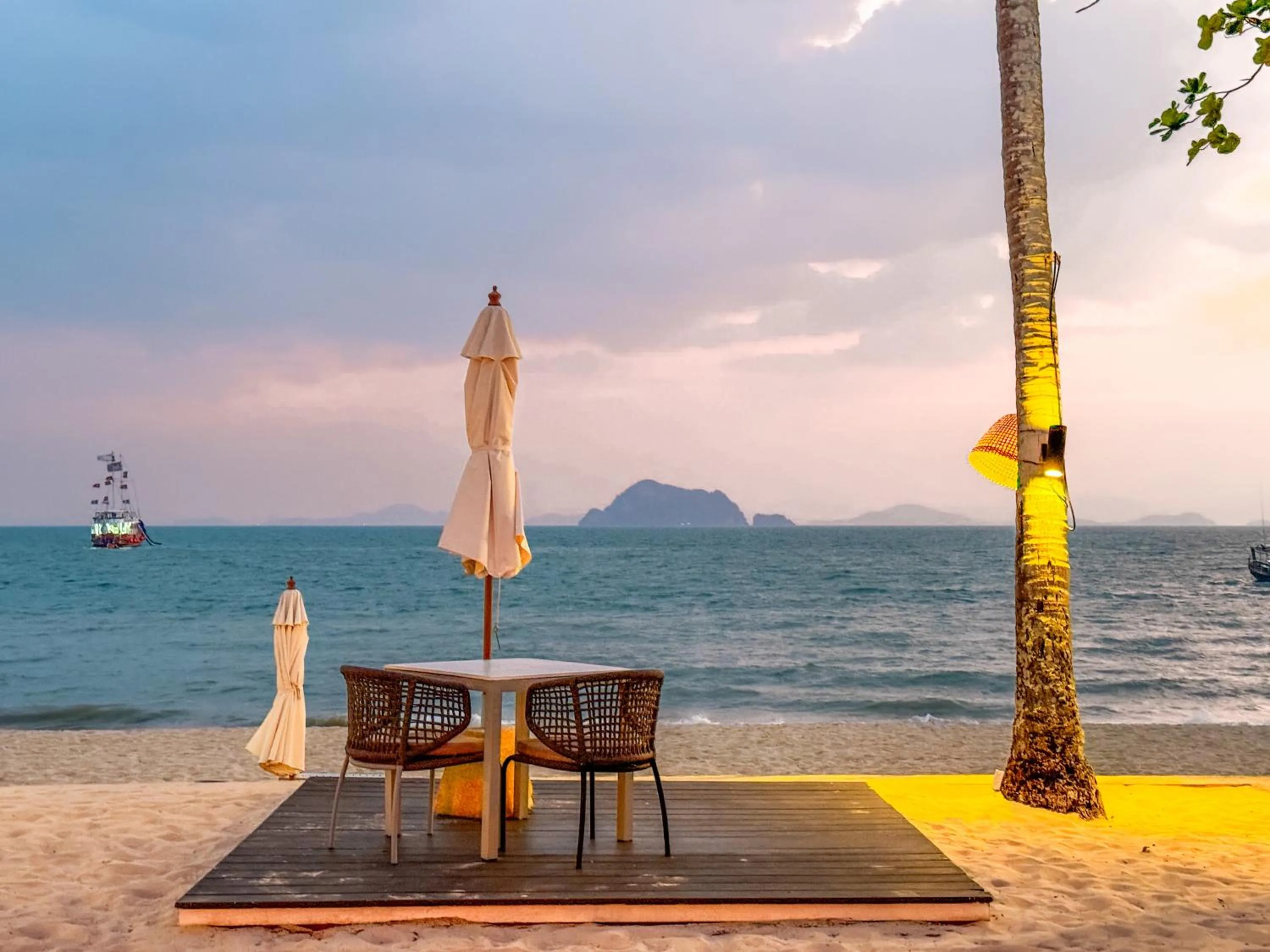 Day in Phuket Moonlit Bay Seaview Resort & Spa