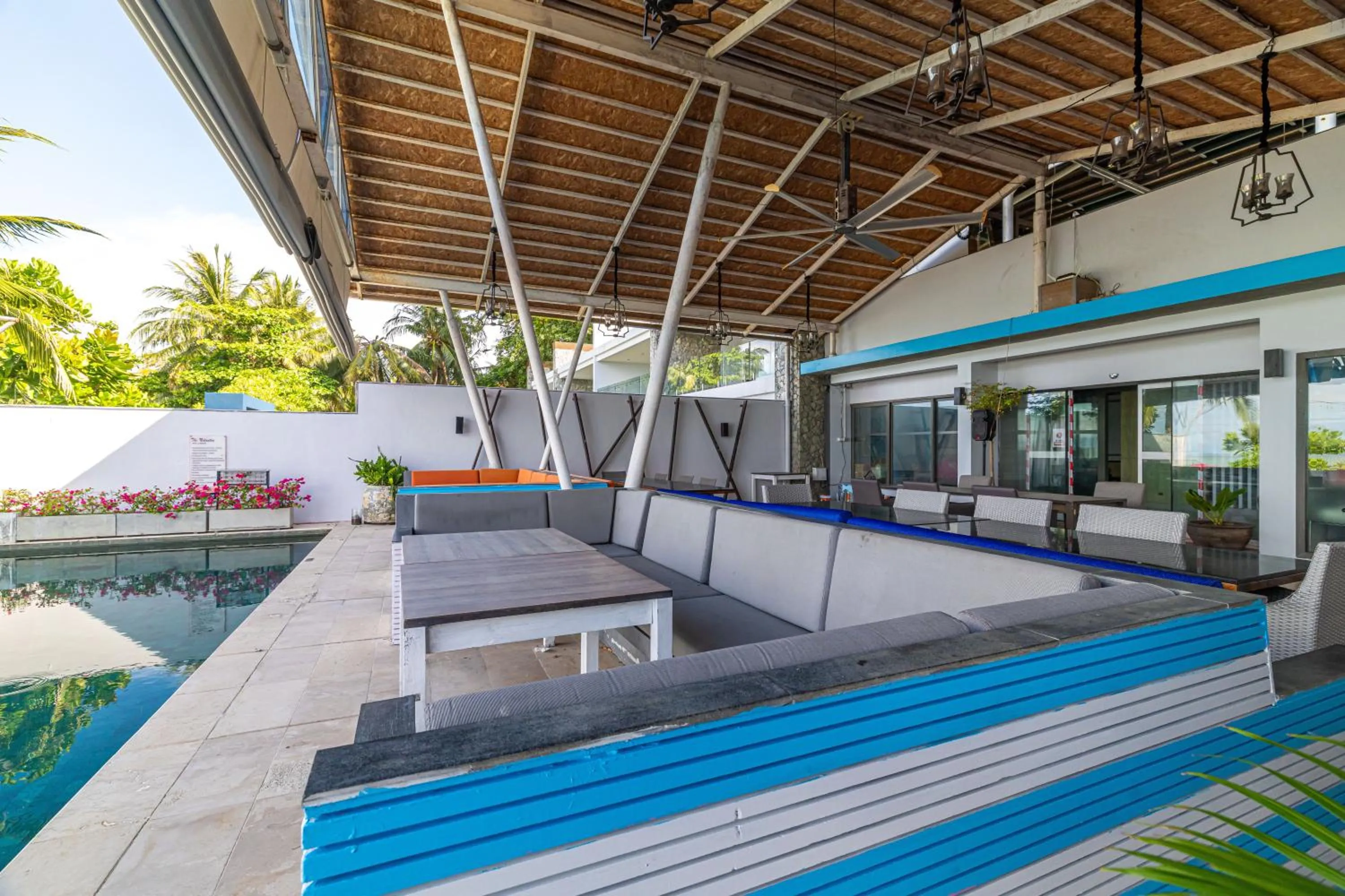 Restaurant/places to eat in Phuket Moonlit Bay Seaview Resort & Spa