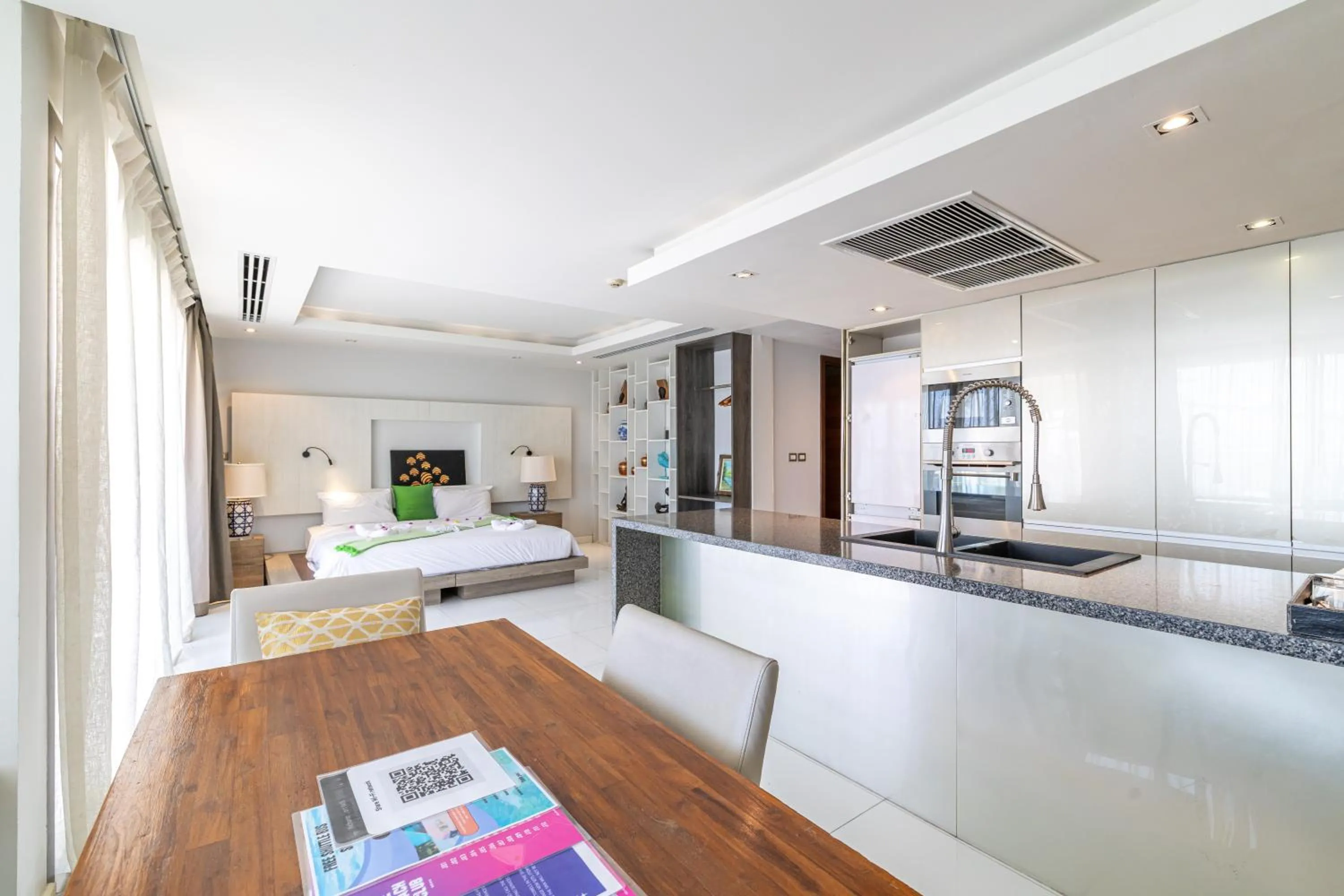 Bed in Phuket Moonlit Bay Seaview Resort & Spa