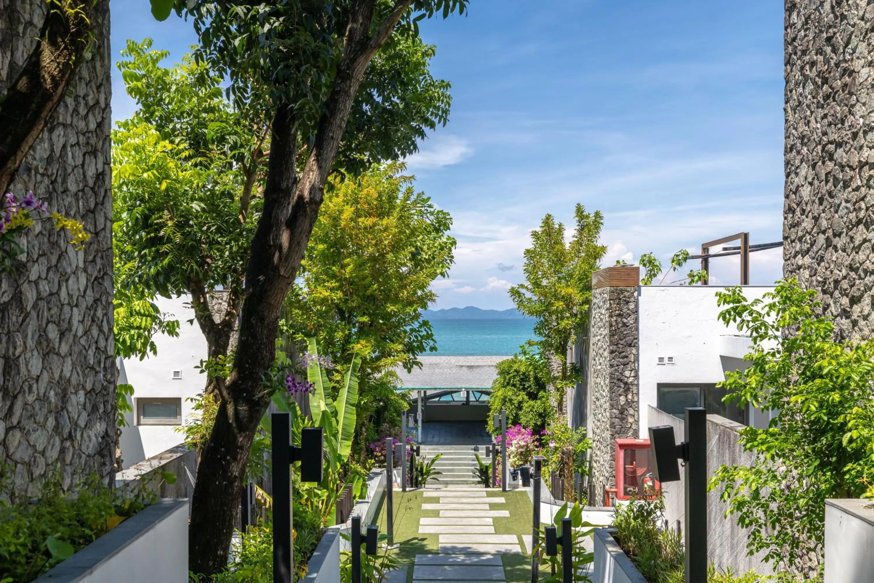 Garden in Phuket Moonlit Bay Seaview Resort & Spa