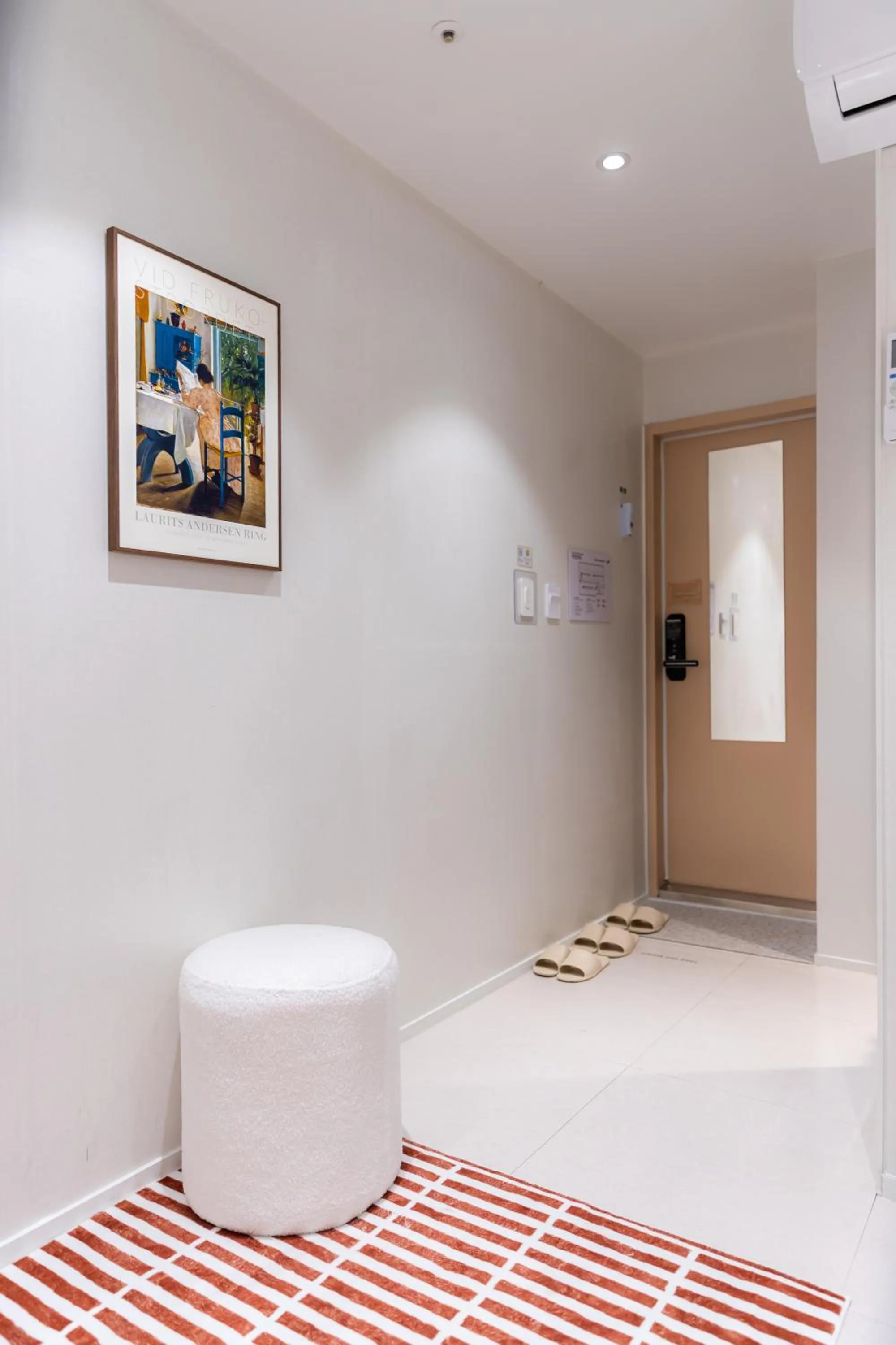 Decorative detail in Slowon Hongdae