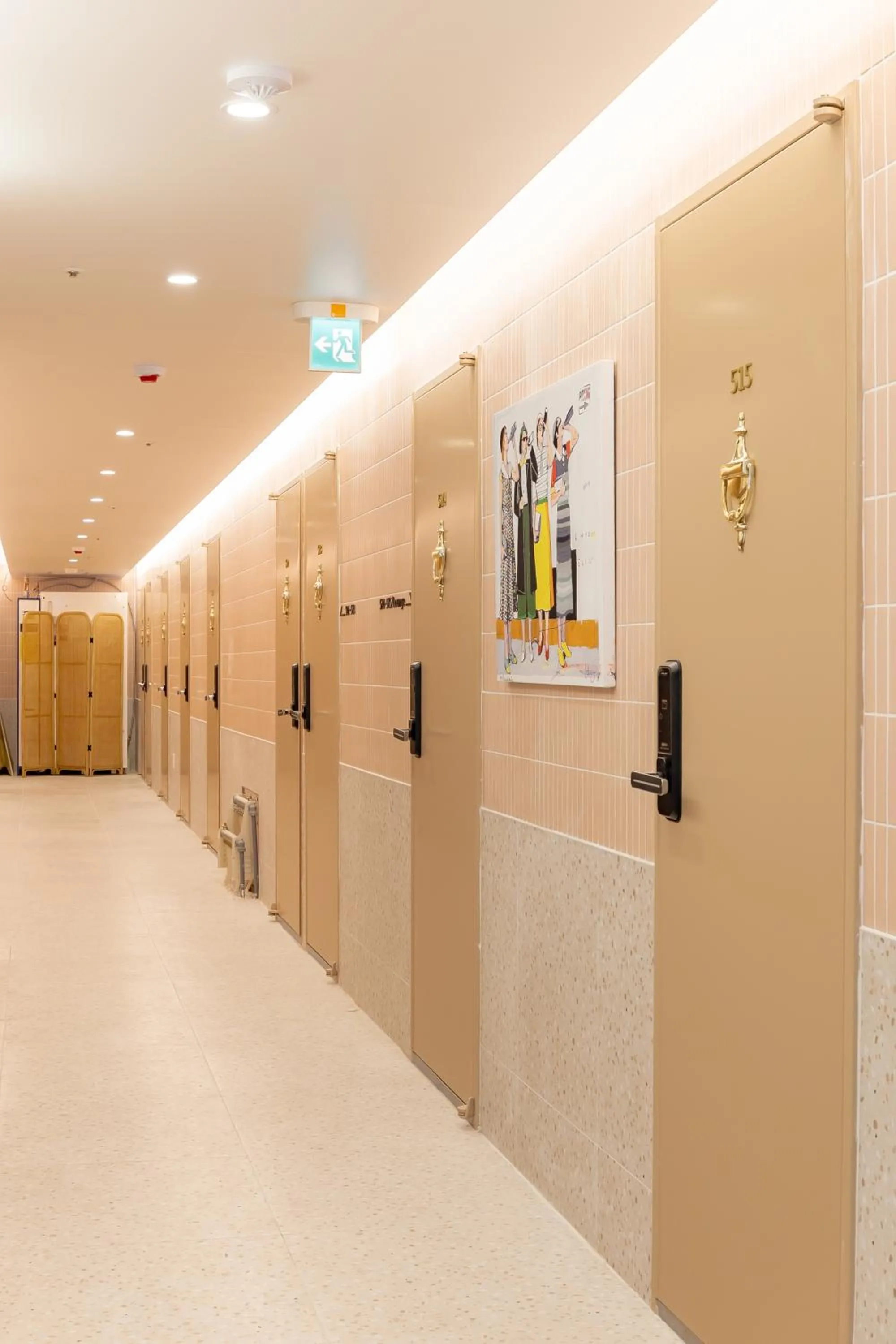 Property building in Slowon Hongdae