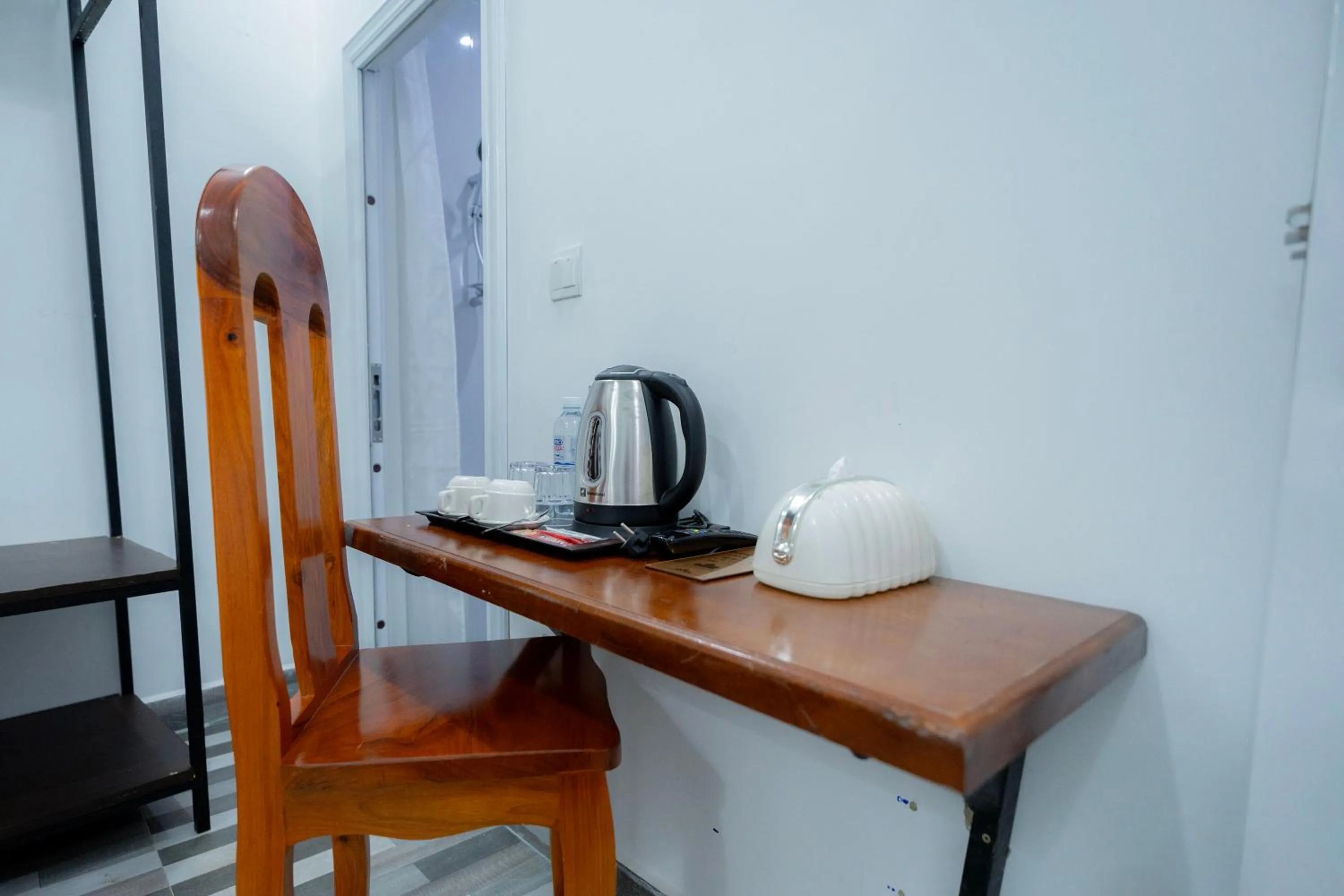 Coffee/tea facilities in Bona Hotel