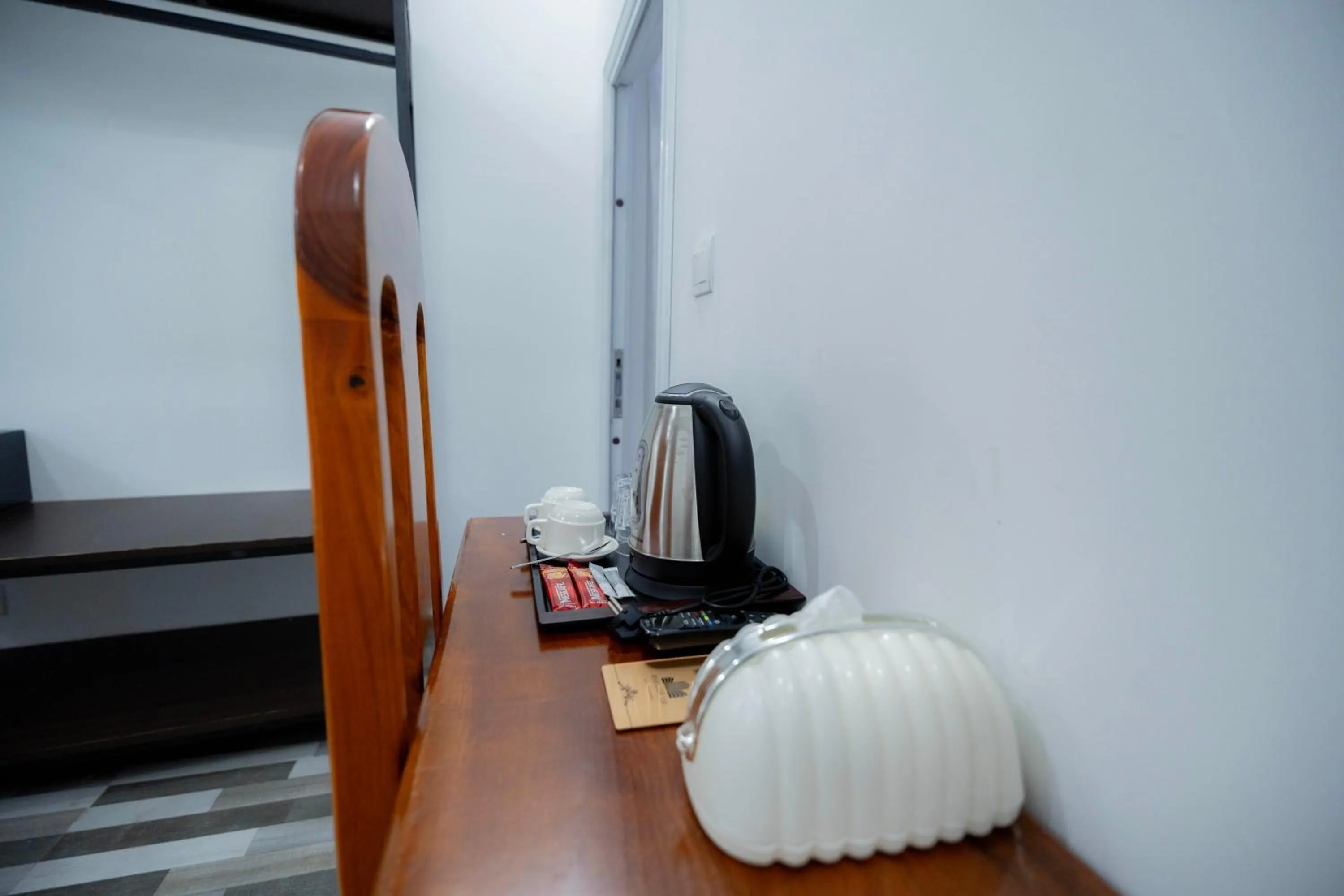 Coffee/tea facilities in Bona Hotel