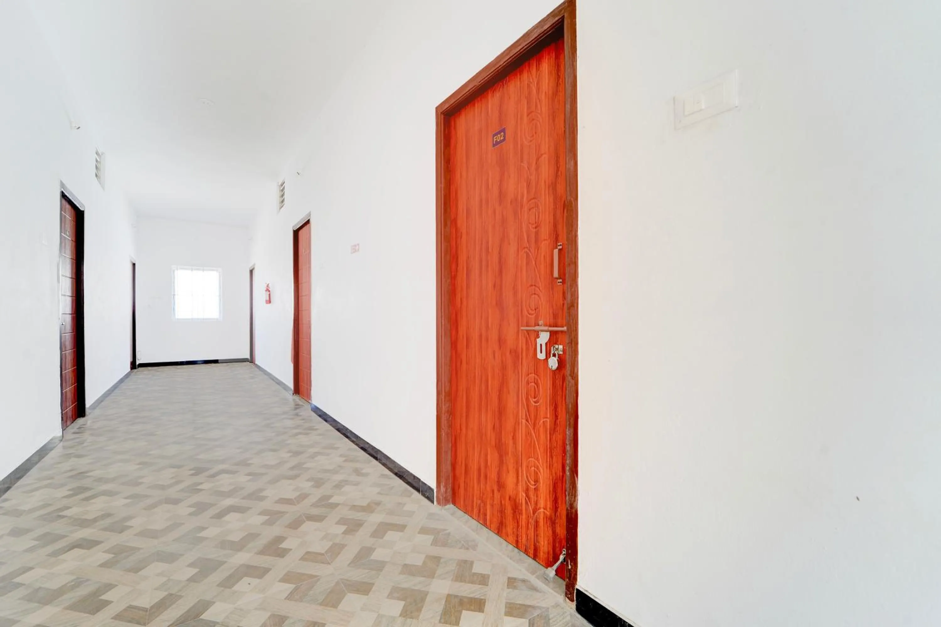 Lobby or reception in Super Hotel O Neelambur Near PSG ITech