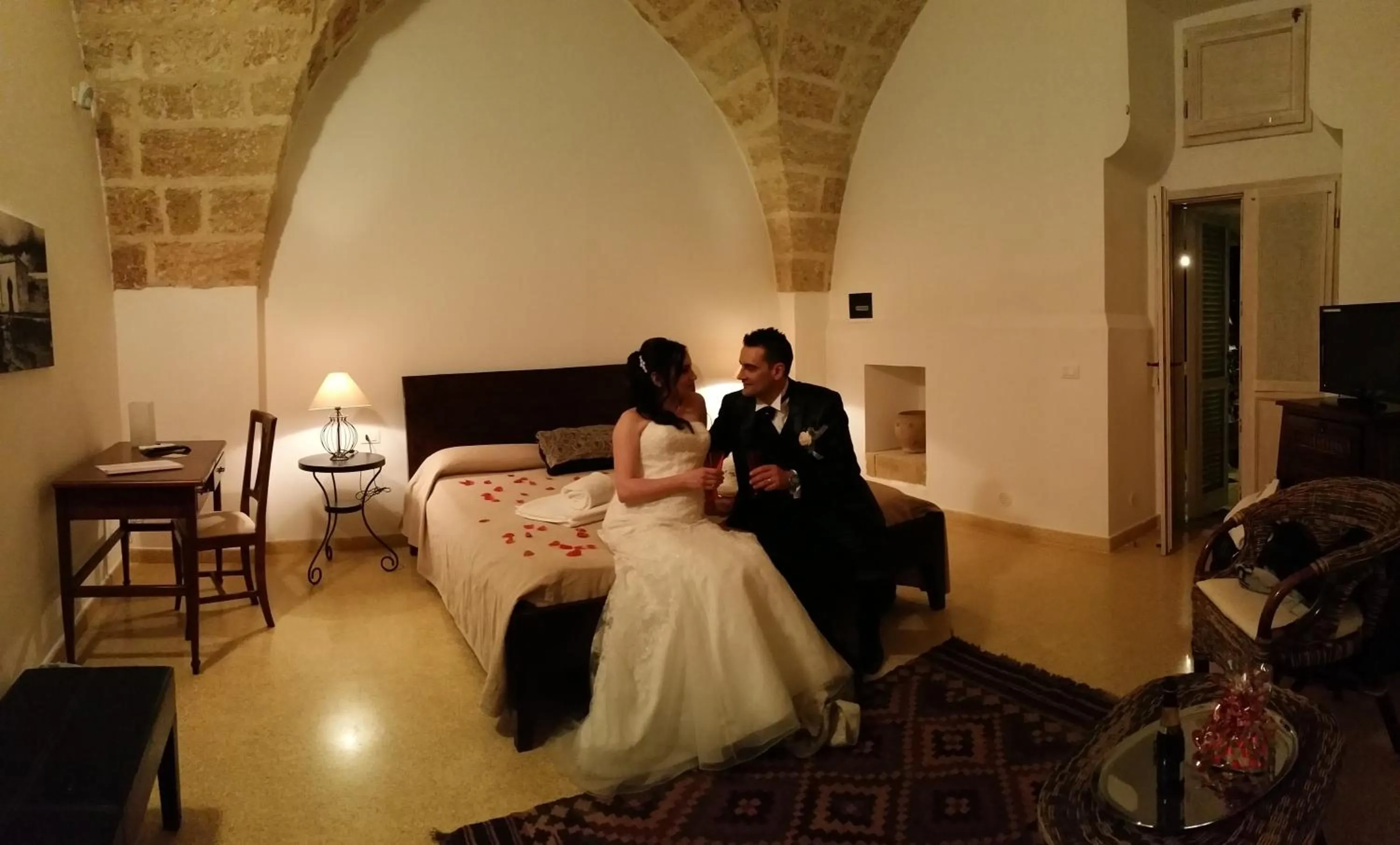 TV and multimedia, Bed in Antica Masseria Pescu