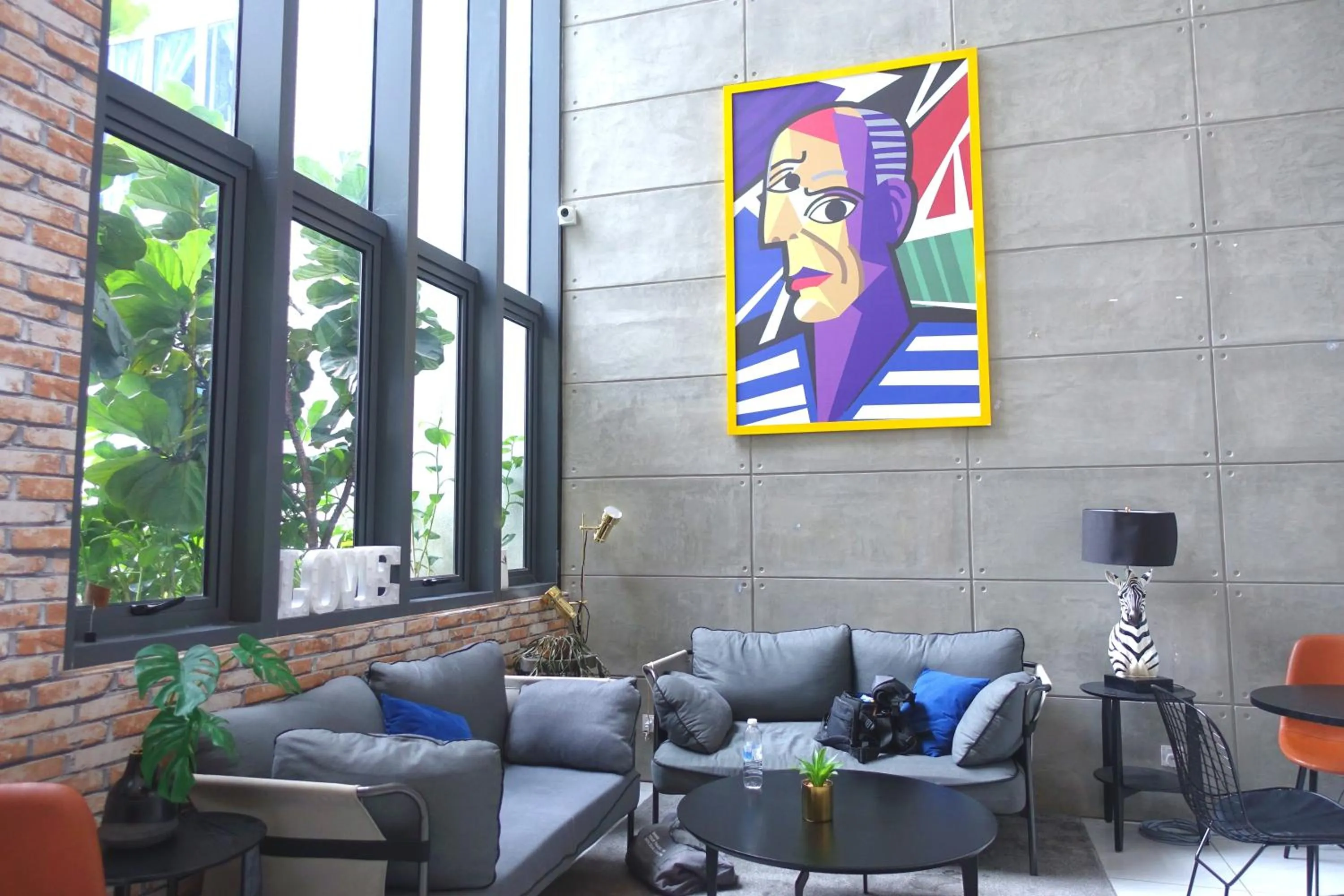 The Luxe by Infinitum Suites