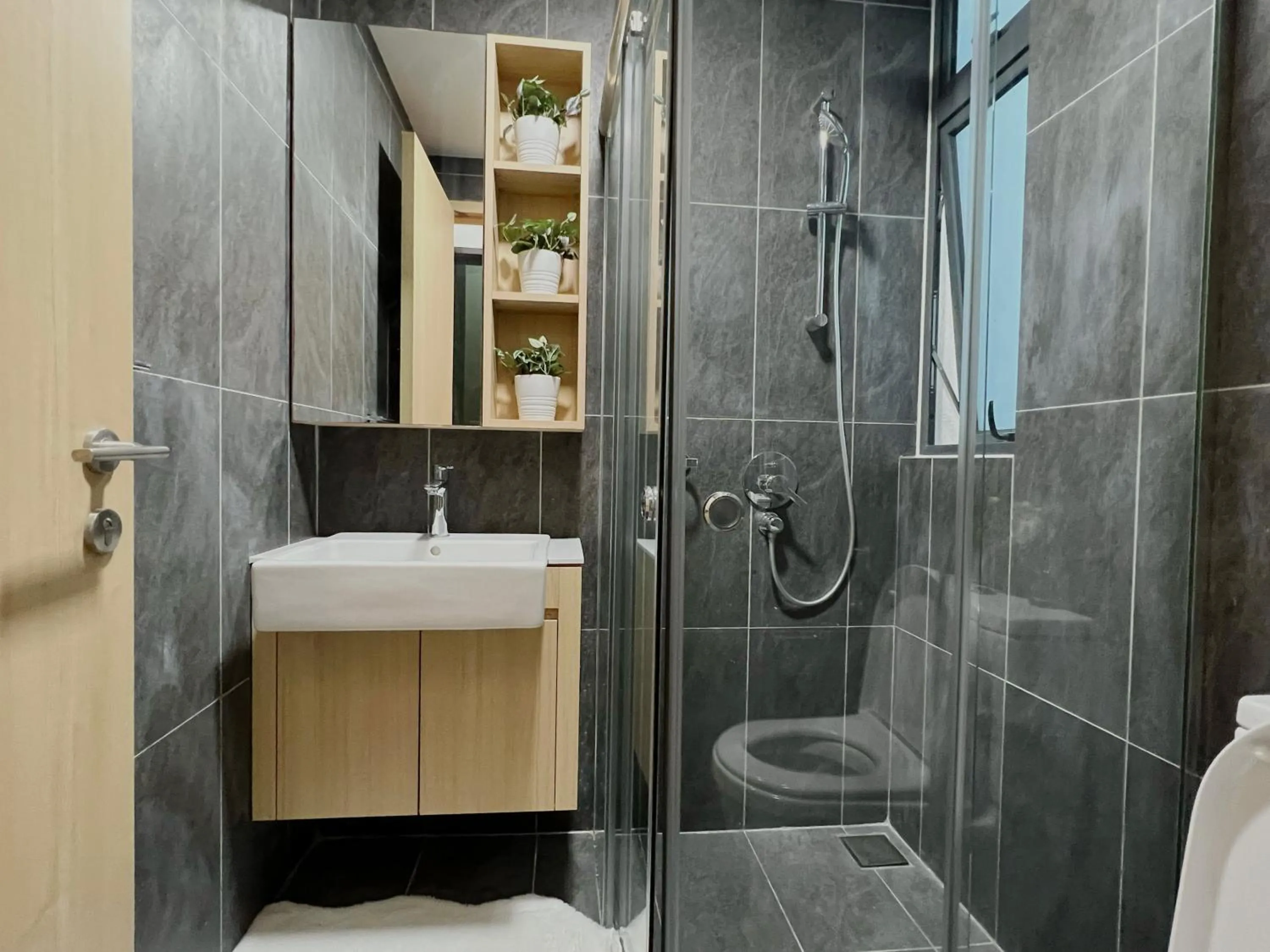 The Luxe by Infinitum Suites