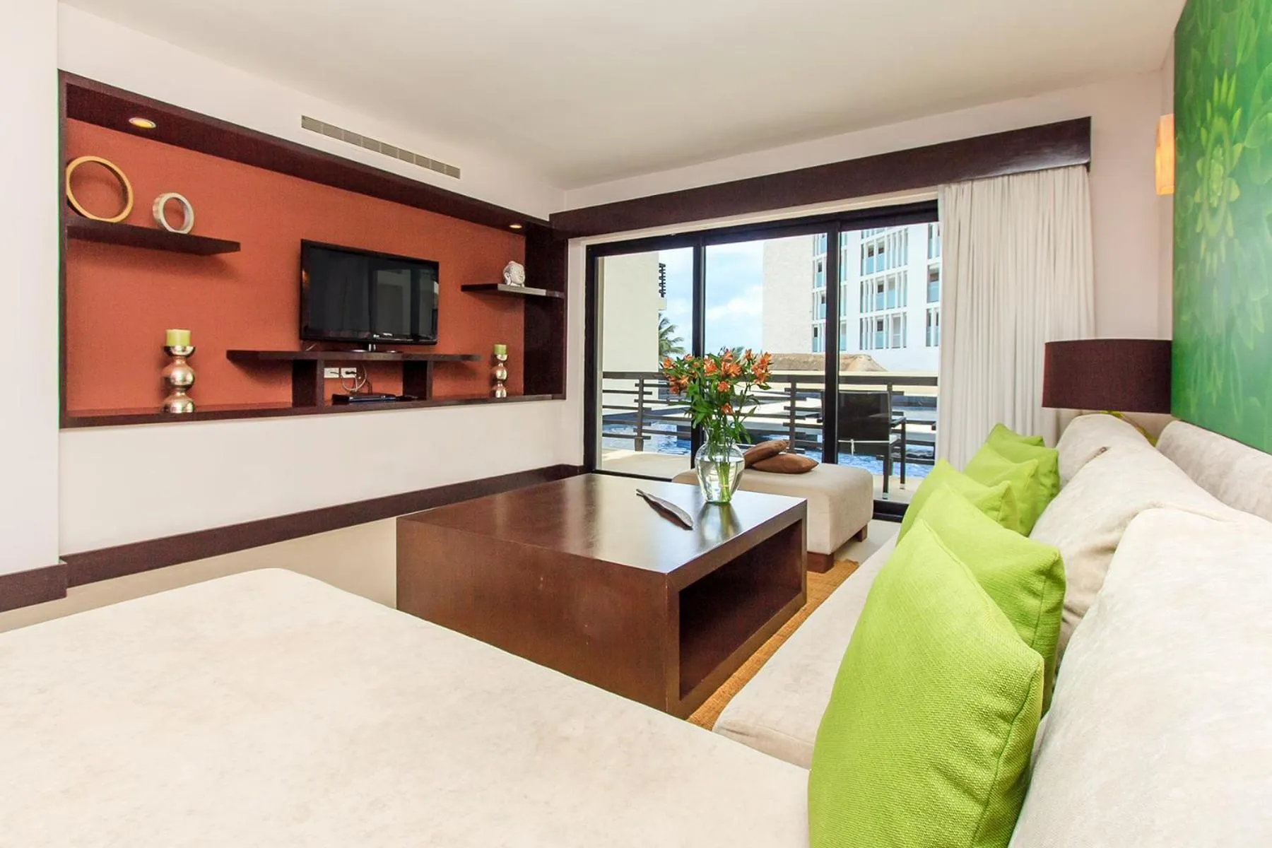 Balcony/Terrace, Bed in Aldea Thai by Stella Rentals