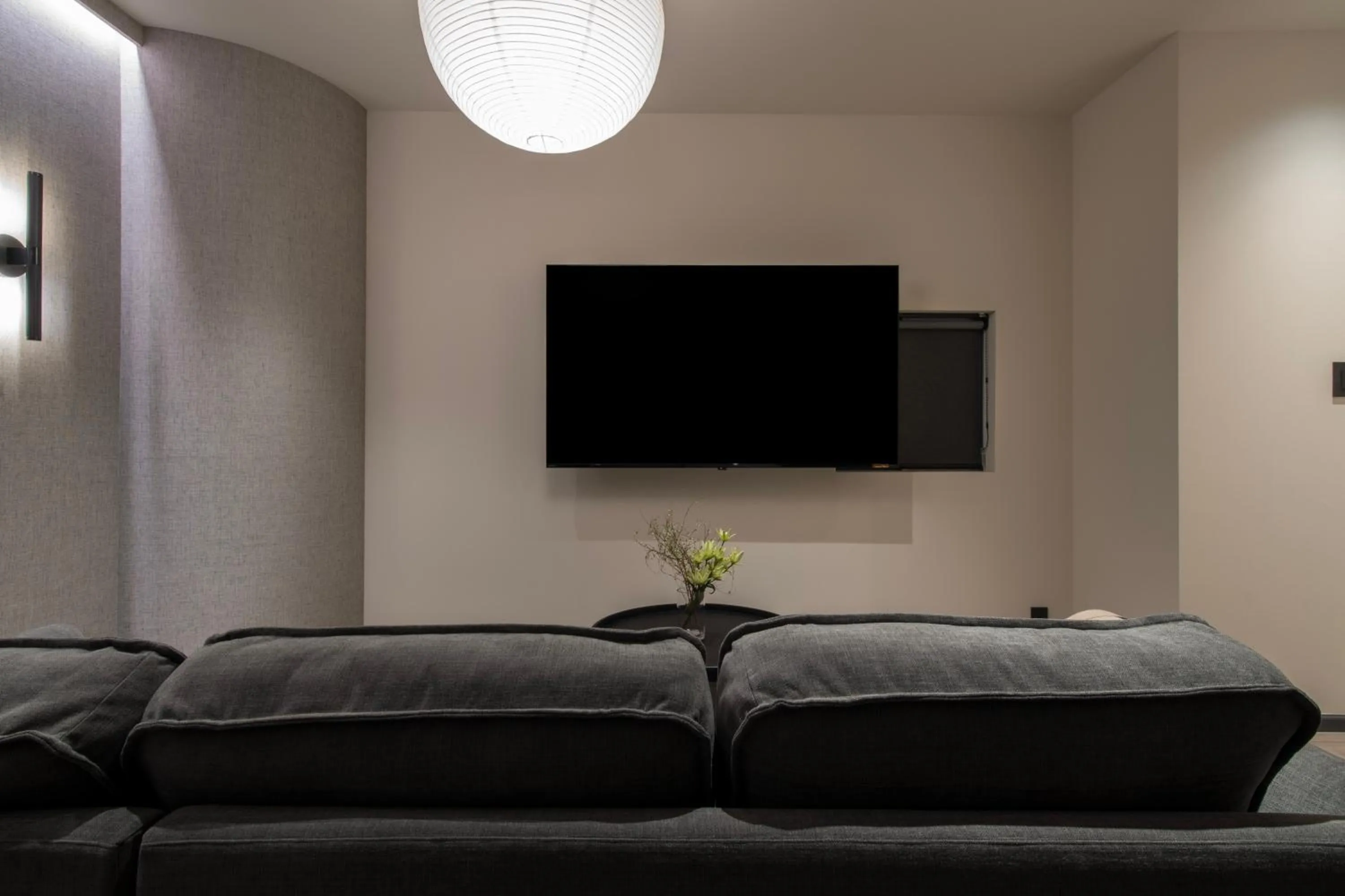 Living room, Bed in Hotel Guild 5