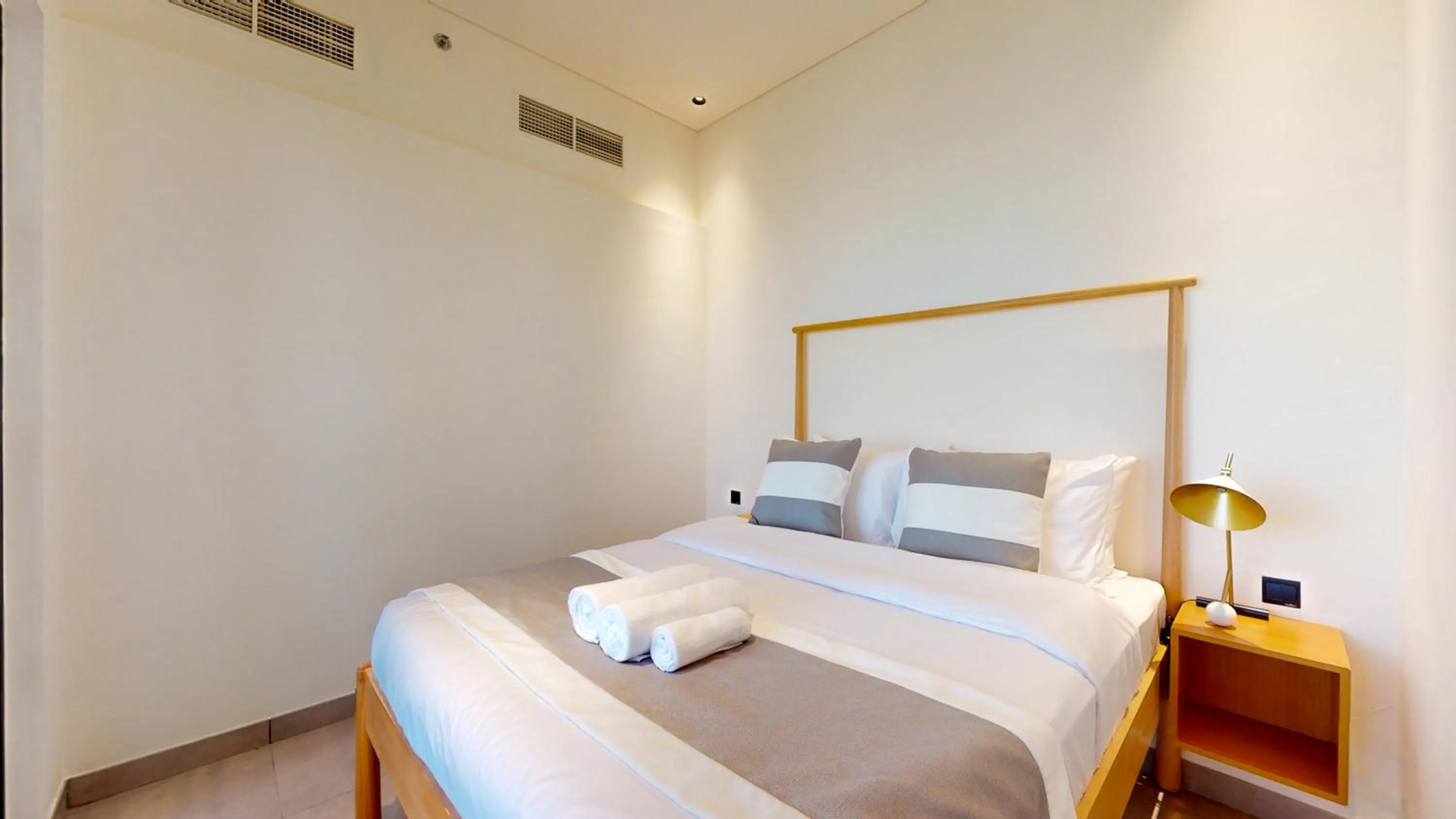 Bed in The Community Jumeirah Village