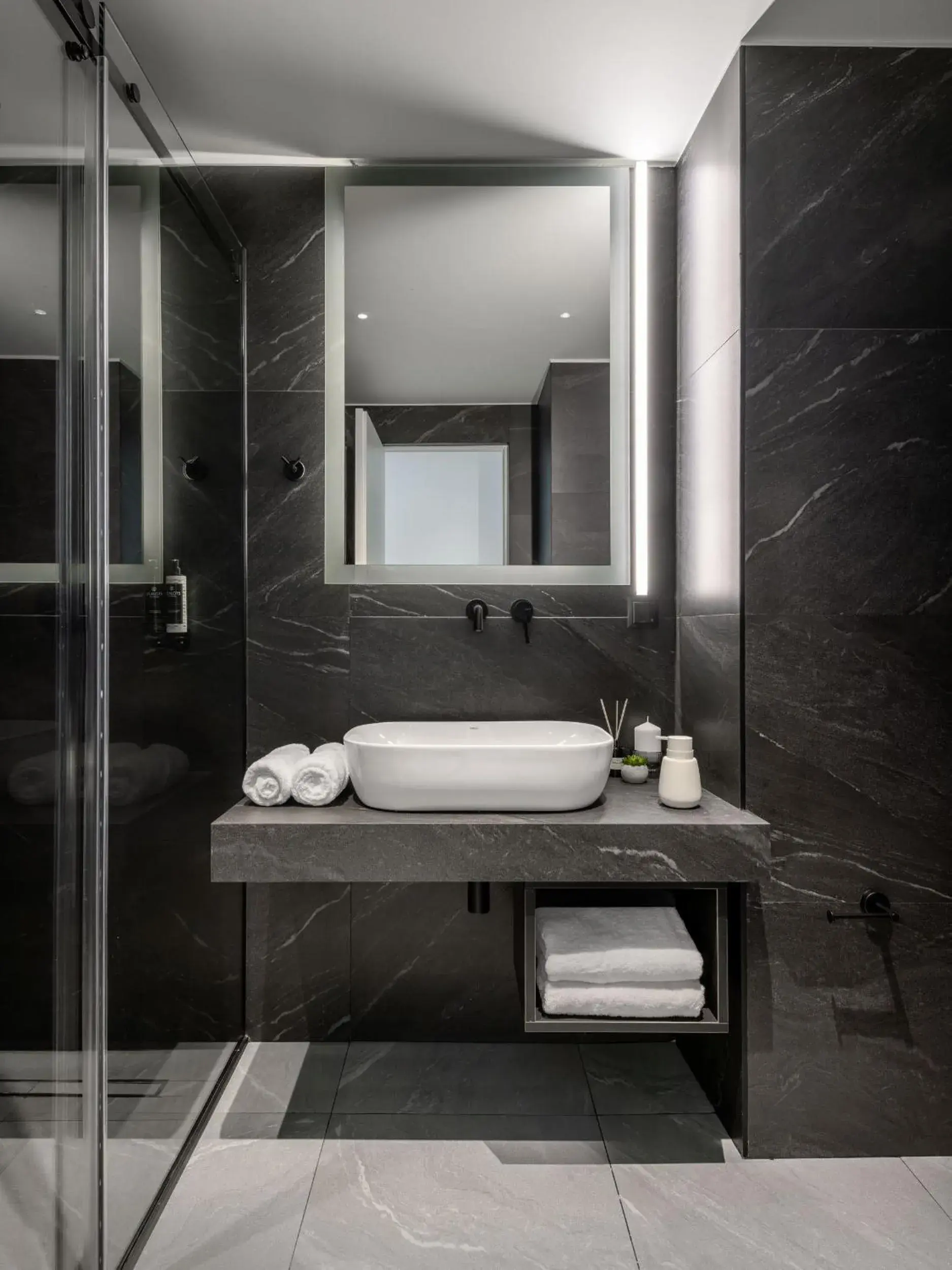 Suite with Terrace in Urban K Suite with Terrace in Urban K