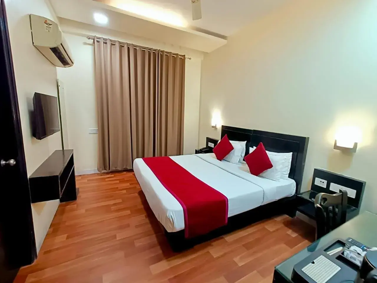 Double Room in Hotel Sun Grand Double Room in Hotel Sun Grand