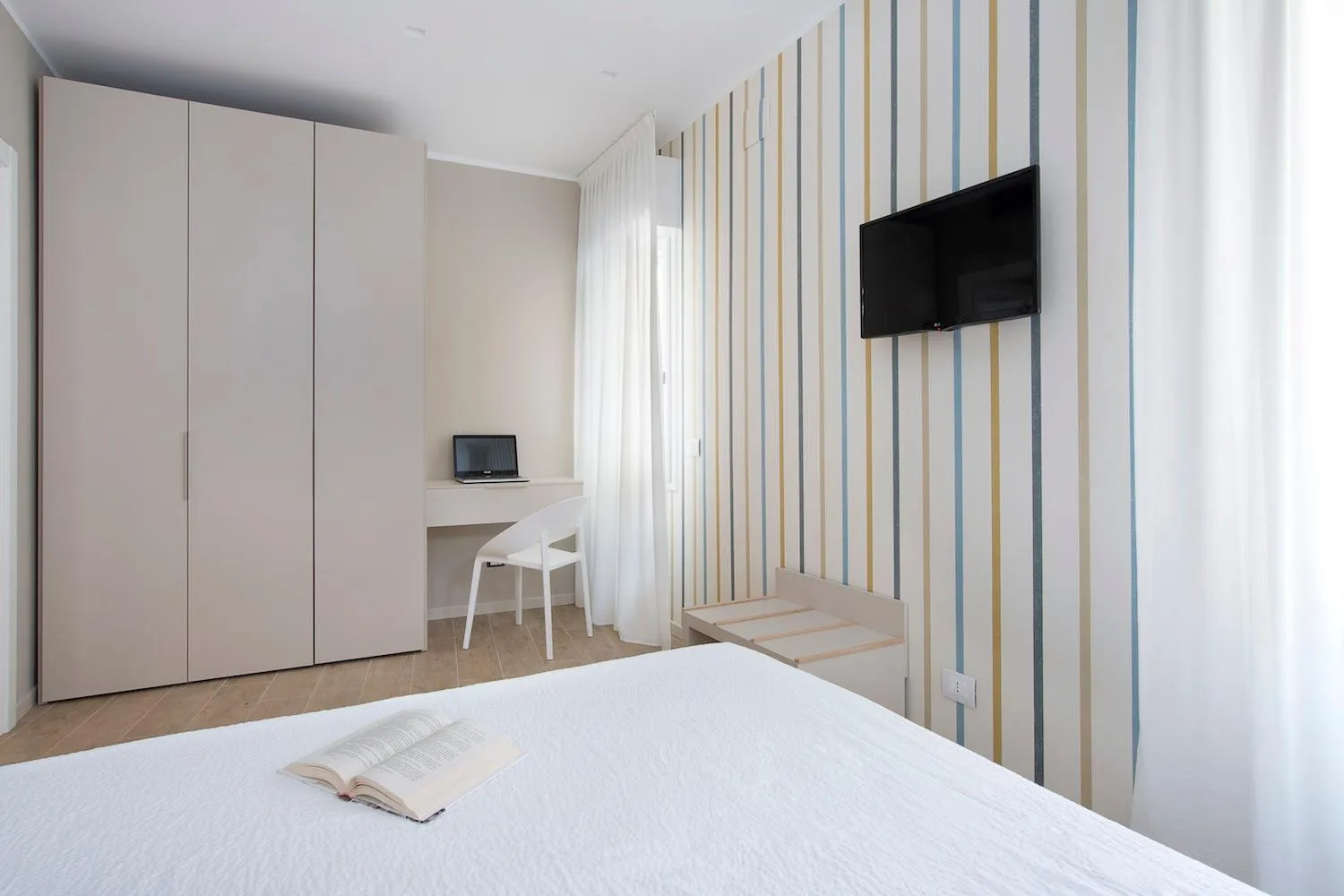 Bed in Residence Dolcemare