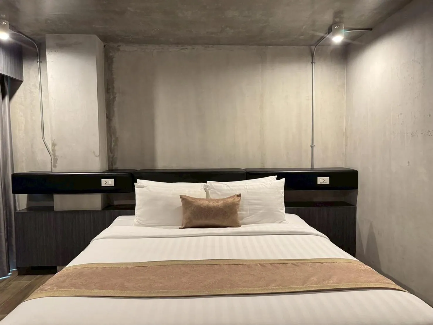 Bed in Aspira Central Patong