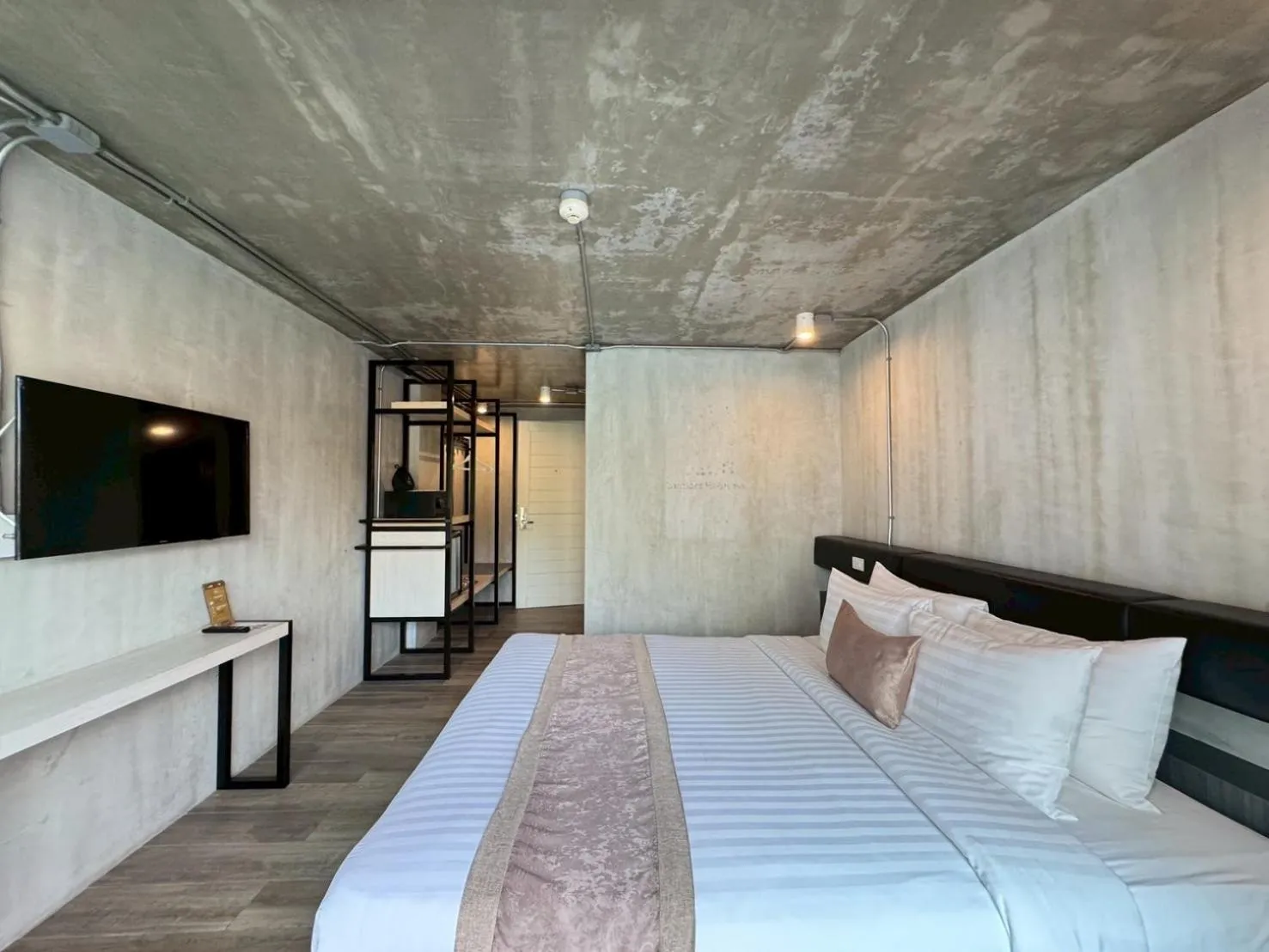 Bed in Aspira Central Patong