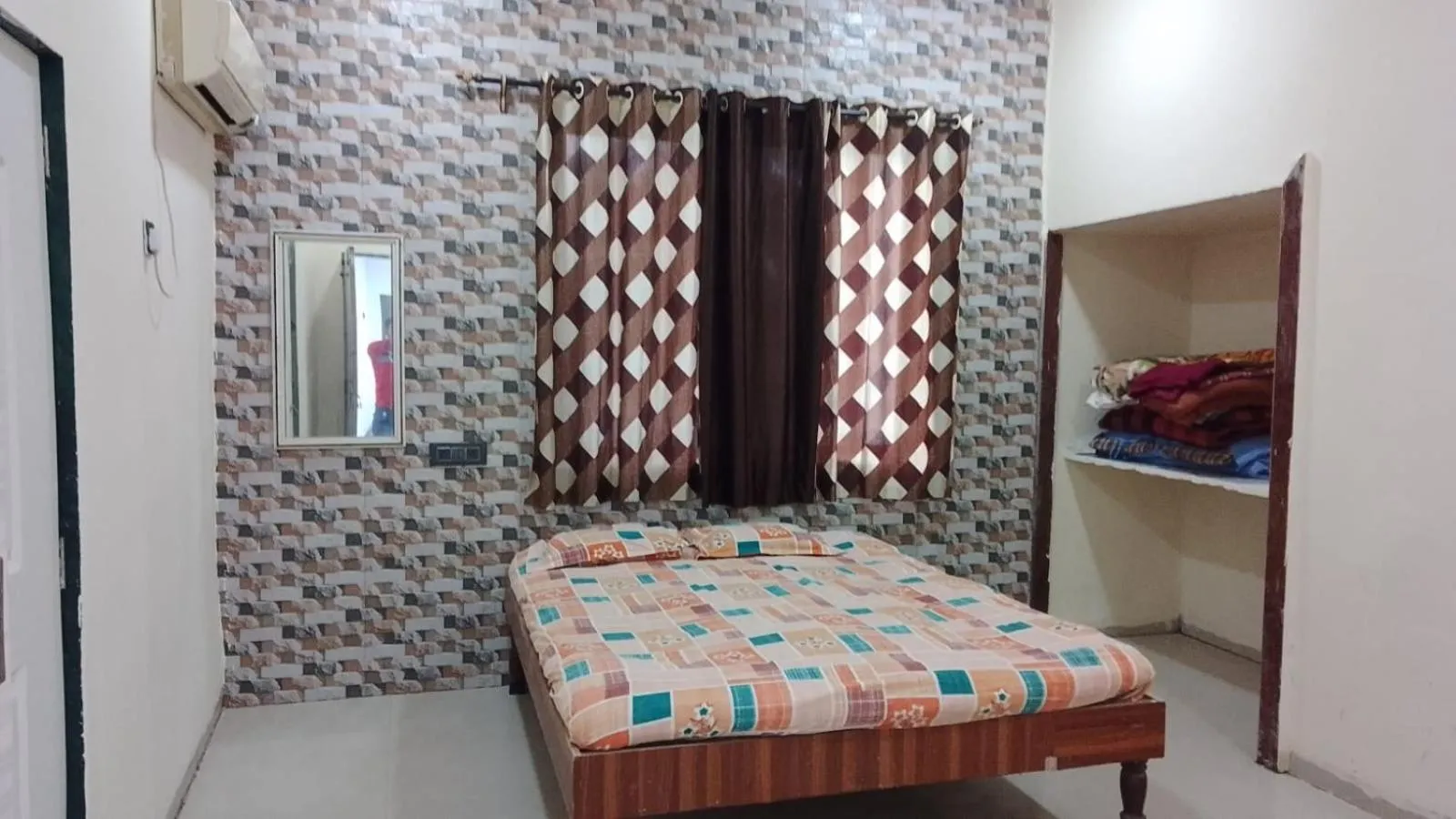 Bed in Tendulkar Beach Resort