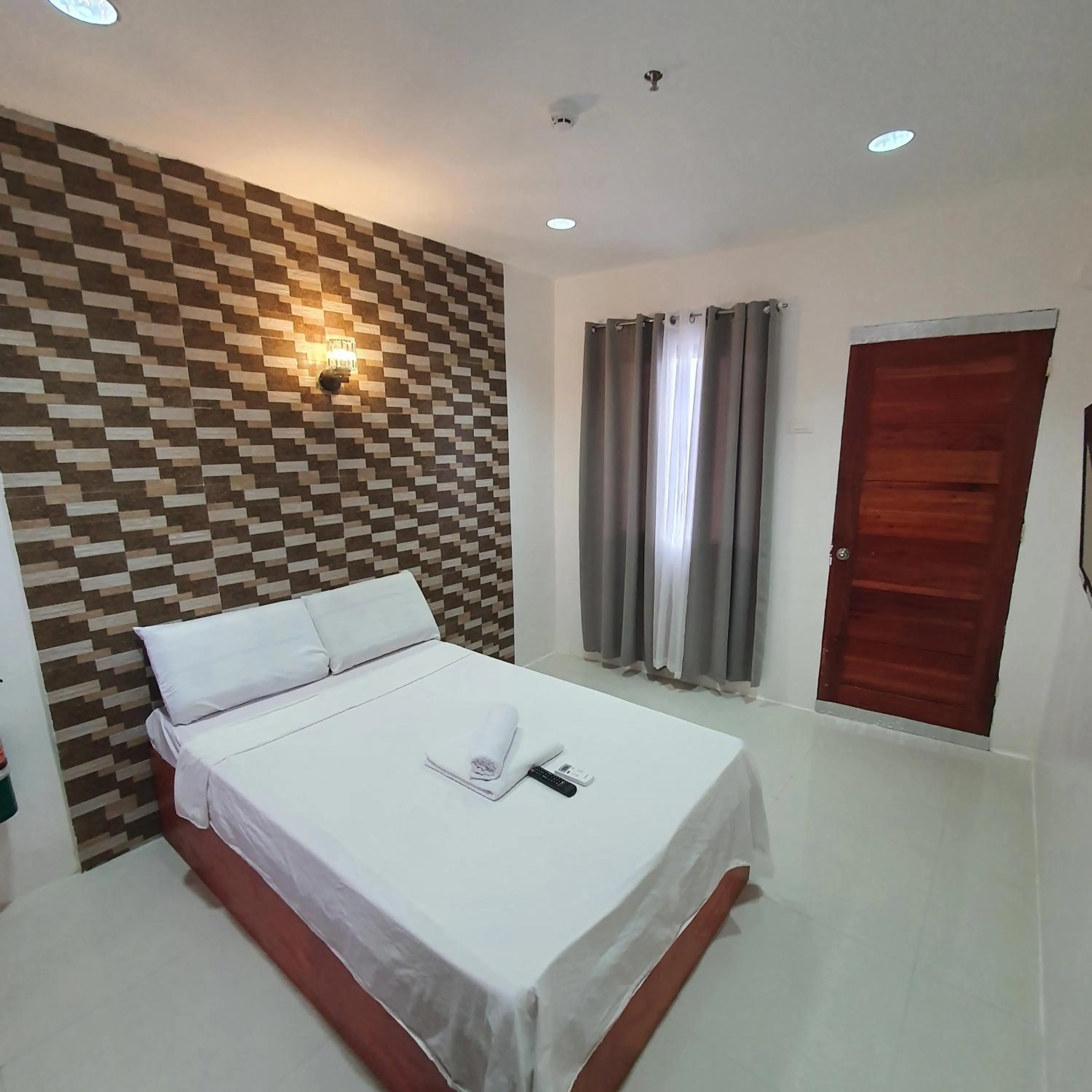 Bedroom, Bed in AOSMECPoolCamp Hotel