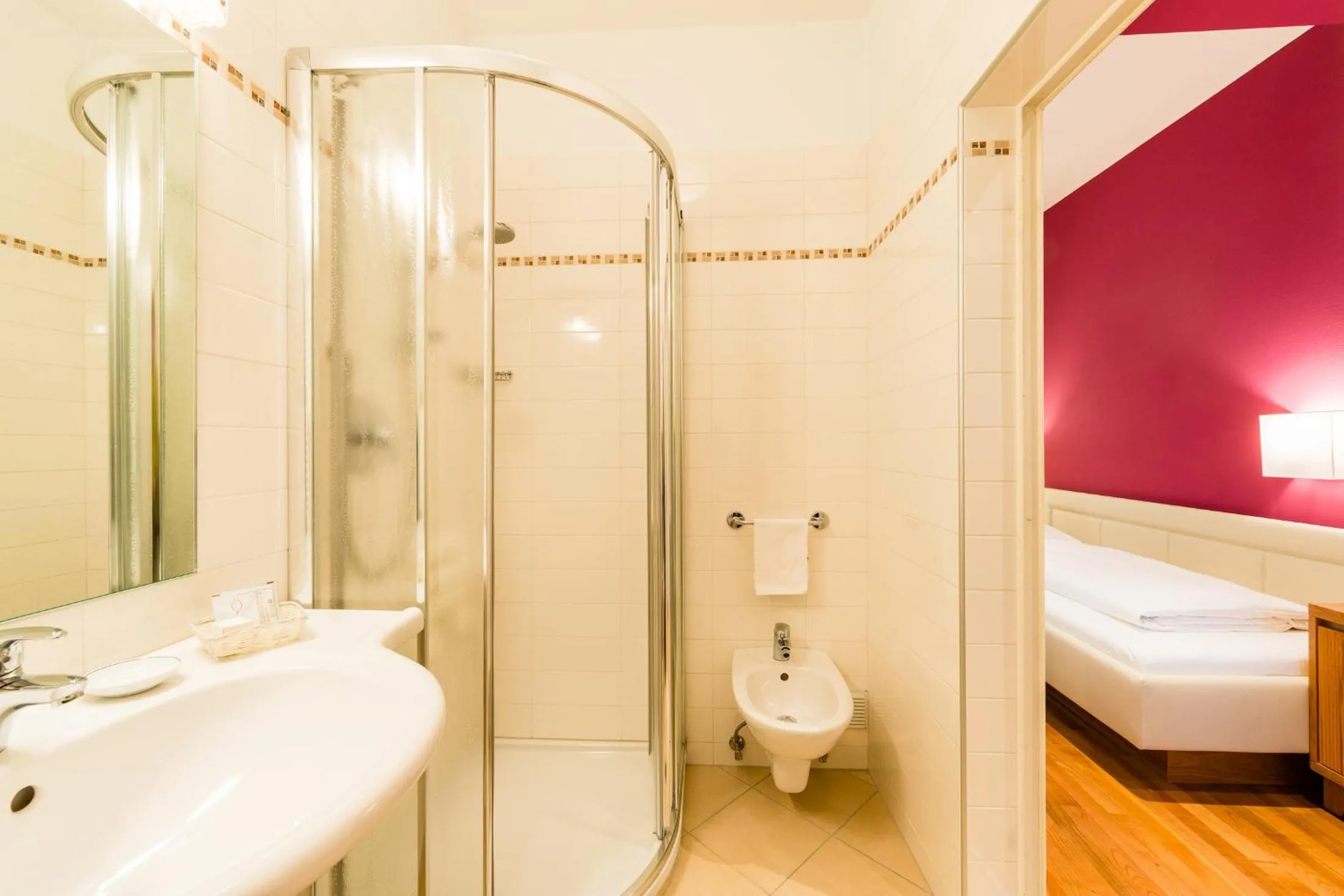 Shower in Villa Bavaria