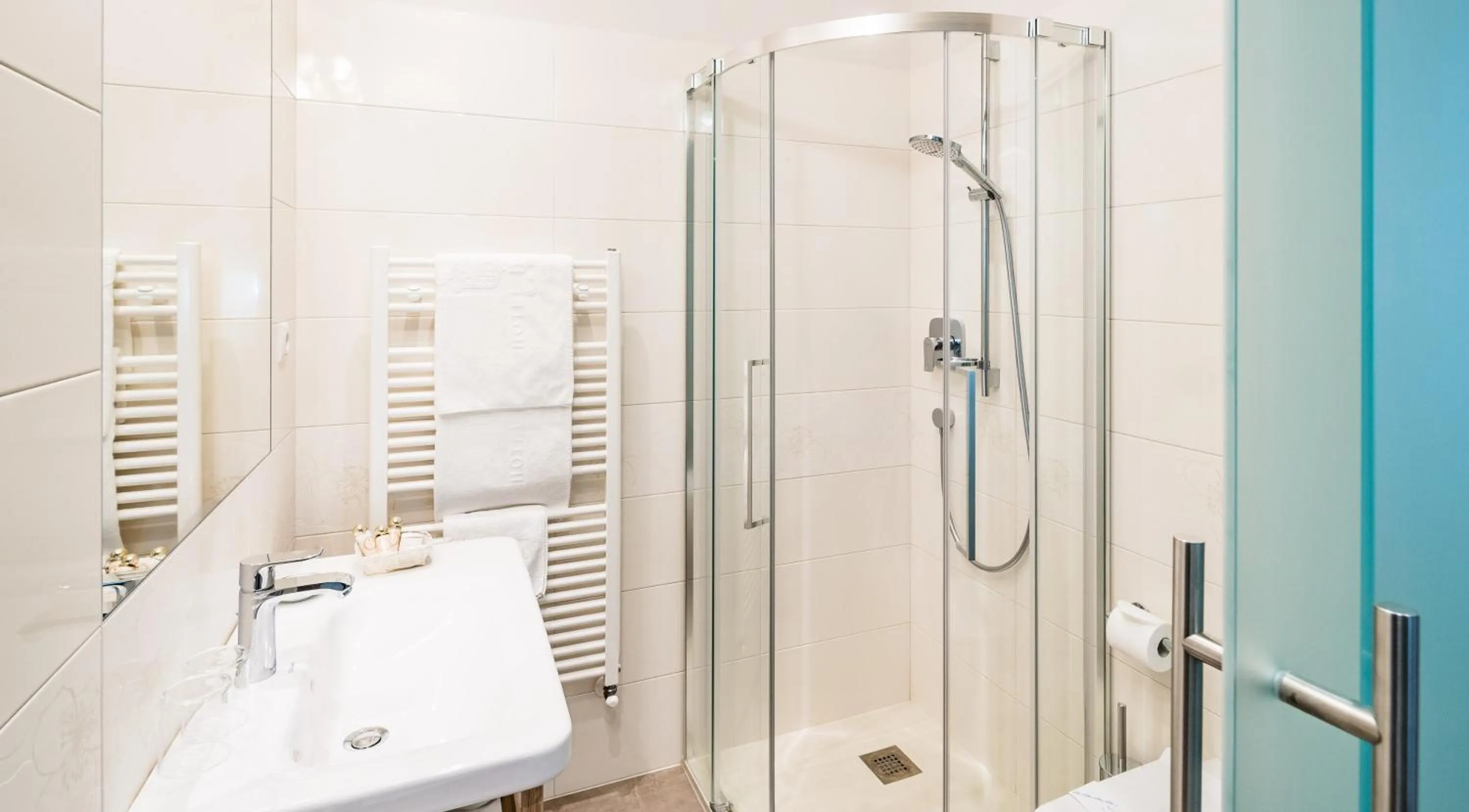 Shower in Villa Bavaria