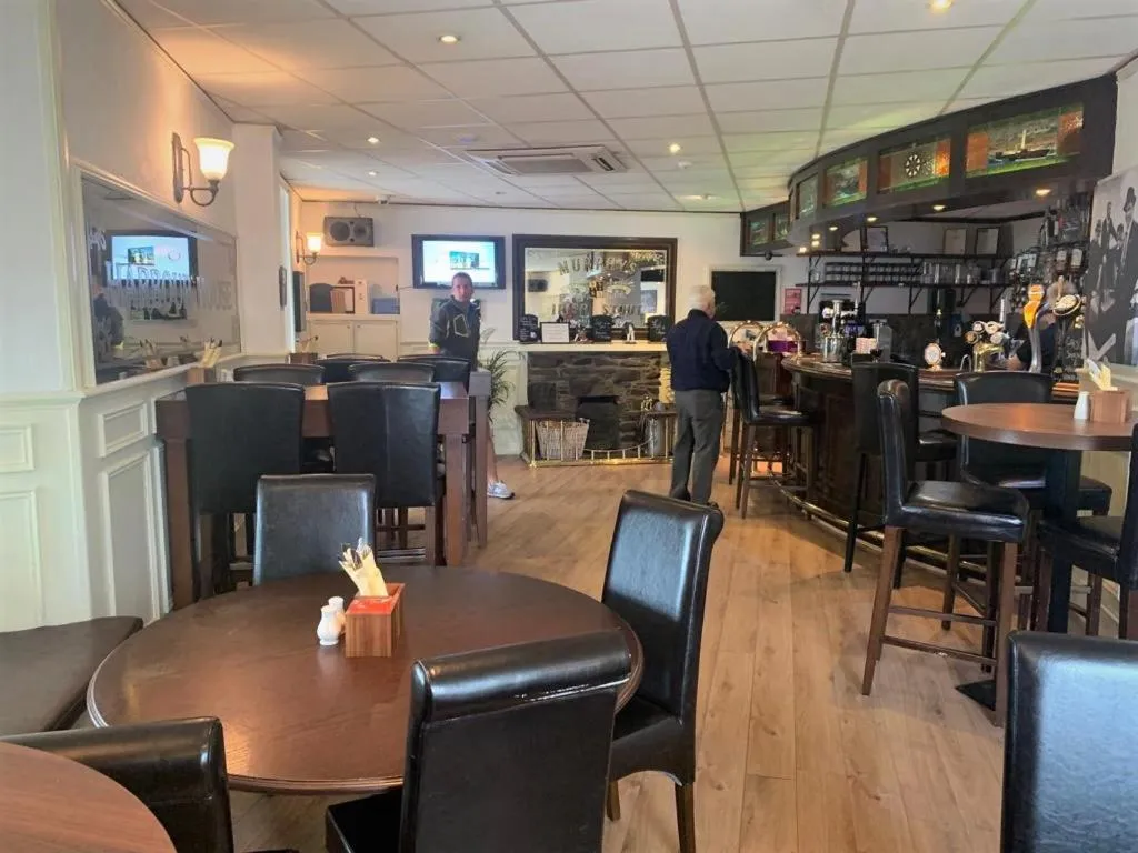 Lounge or bar in The Harbour House Sea Front Hotel