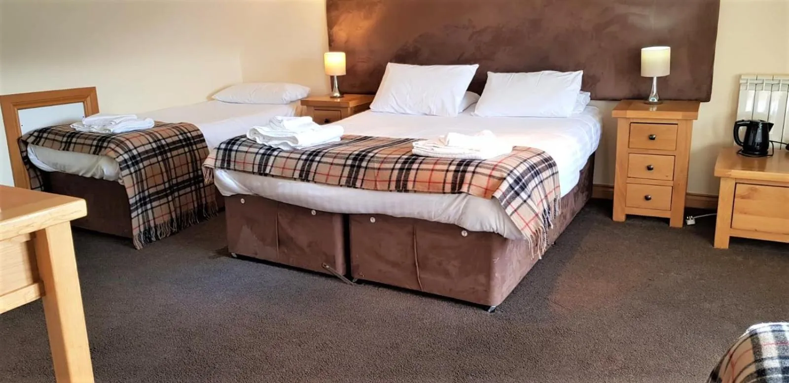 Photo of the whole room, Bed in The Harbour House Sea Front Hotel