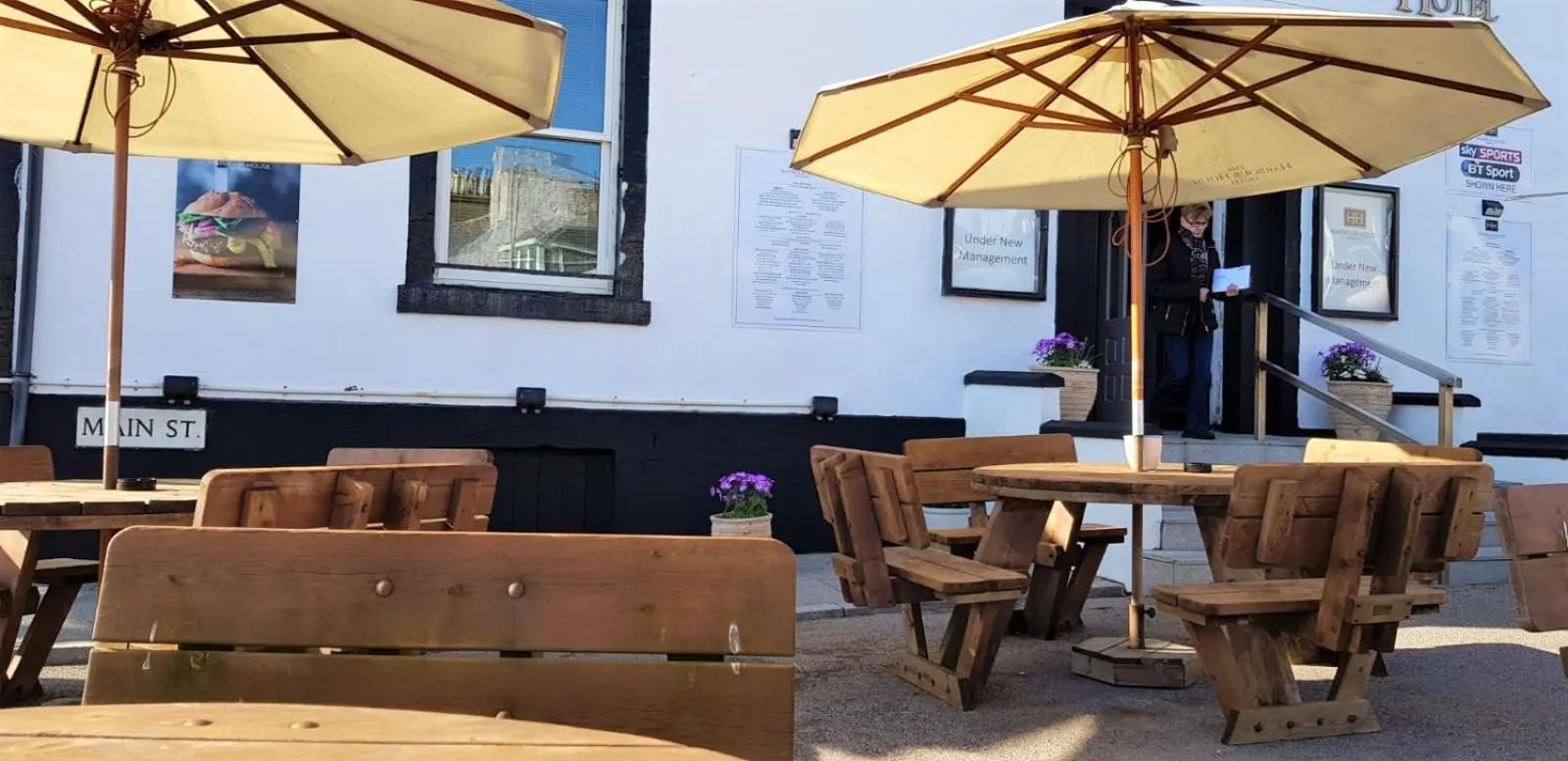 Facade/entrance in The Harbour House Sea Front Hotel