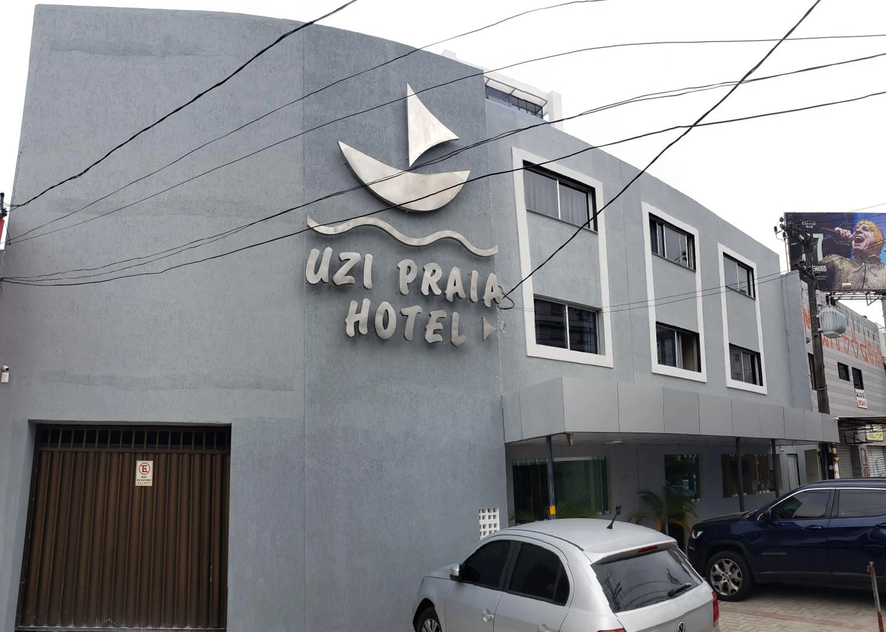 Property building in Hotel Uzi Praia