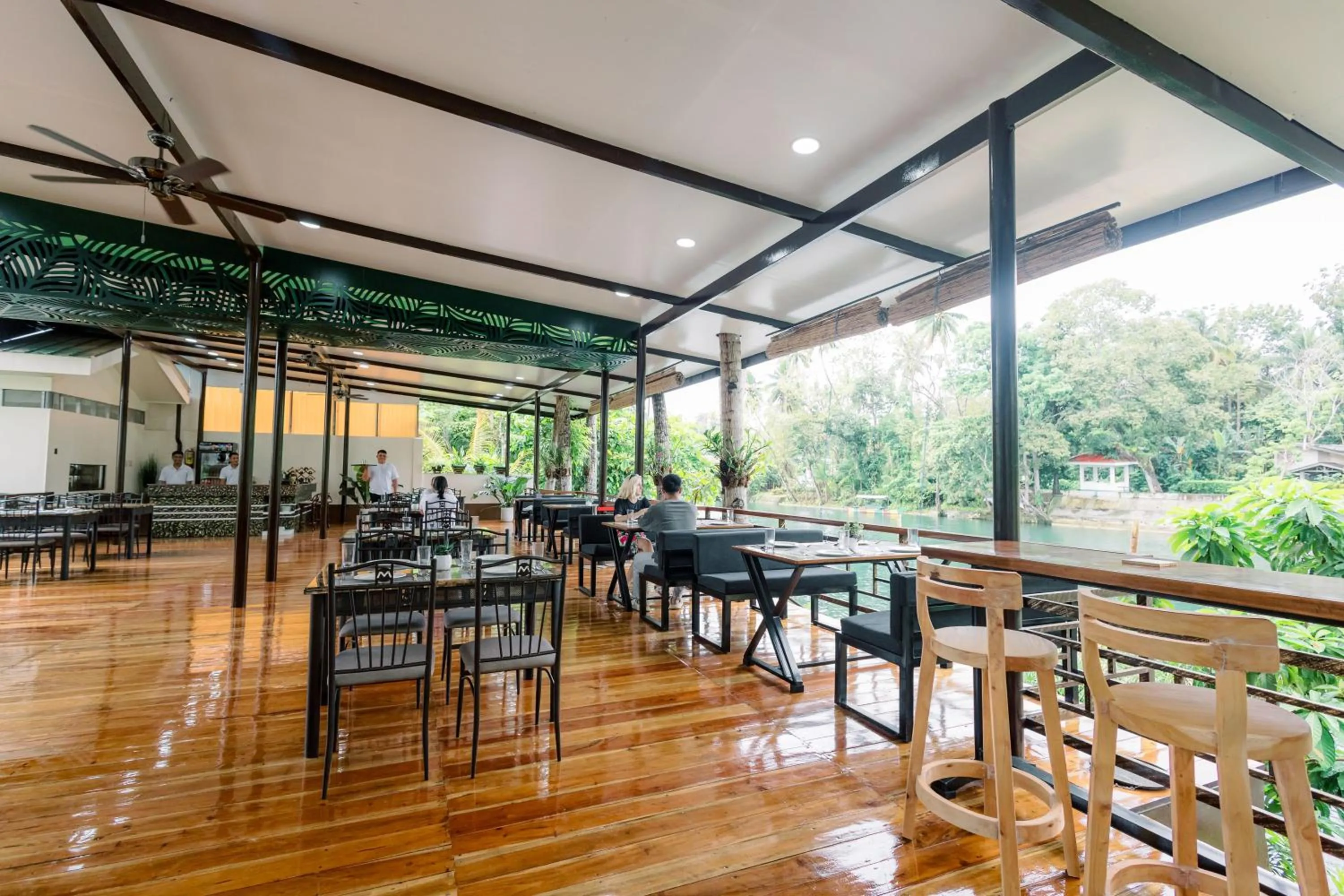 Restaurant/places to eat in Loboc Riverside Inn & Restaurant