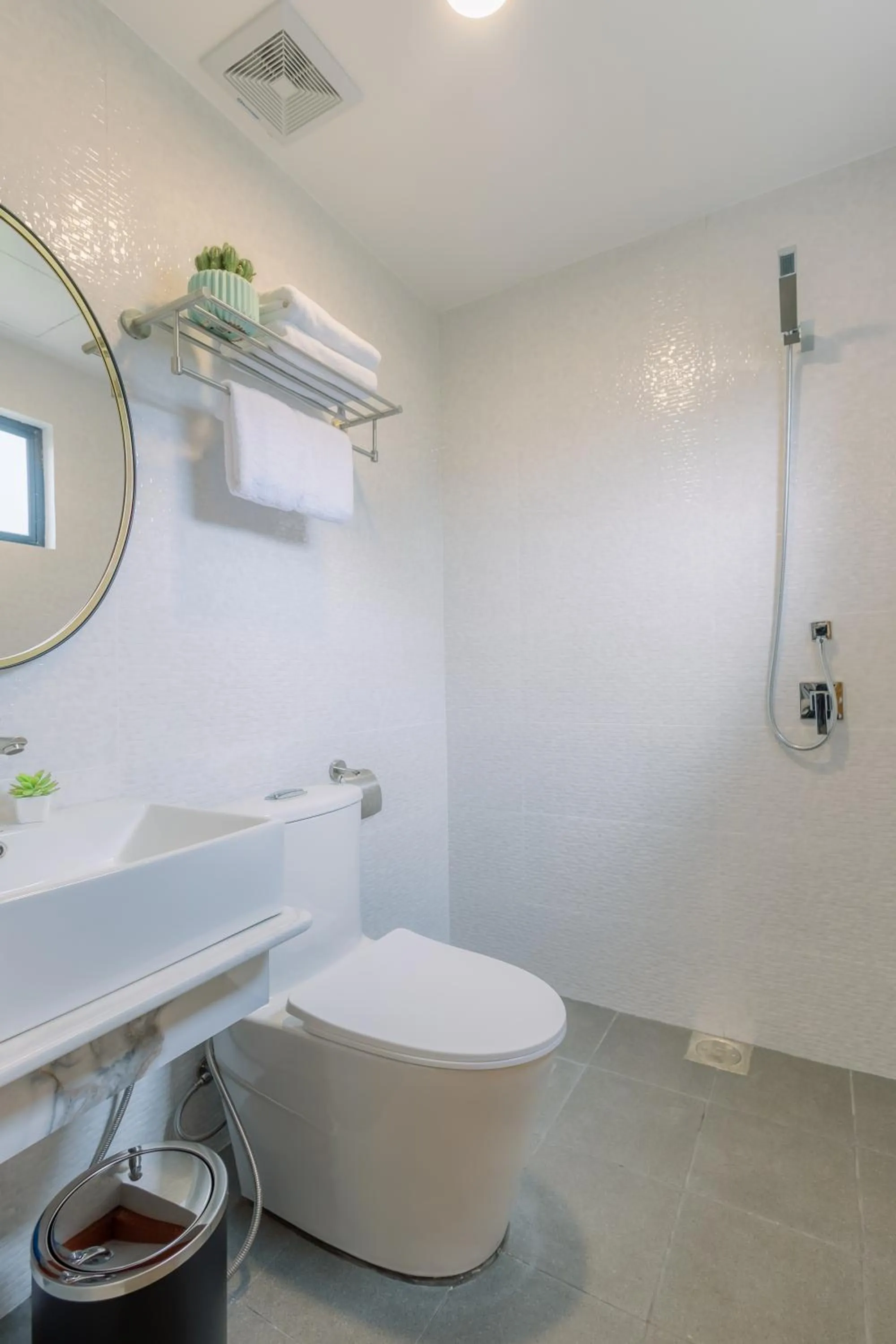 Bathroom in Loboc Riverside Inn & Restaurant