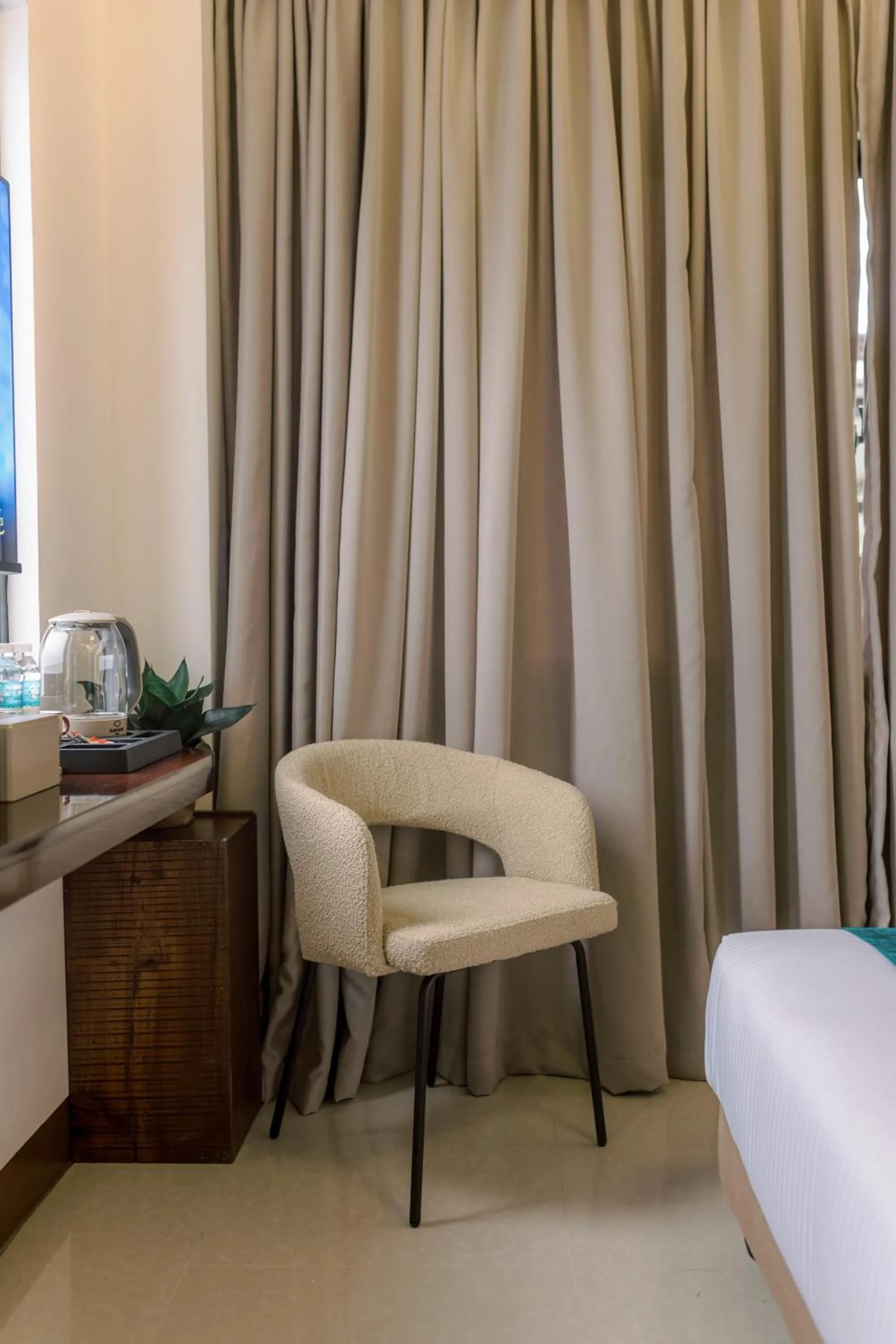 Bedroom, Bed in Loboc Riverside Inn & Restaurant