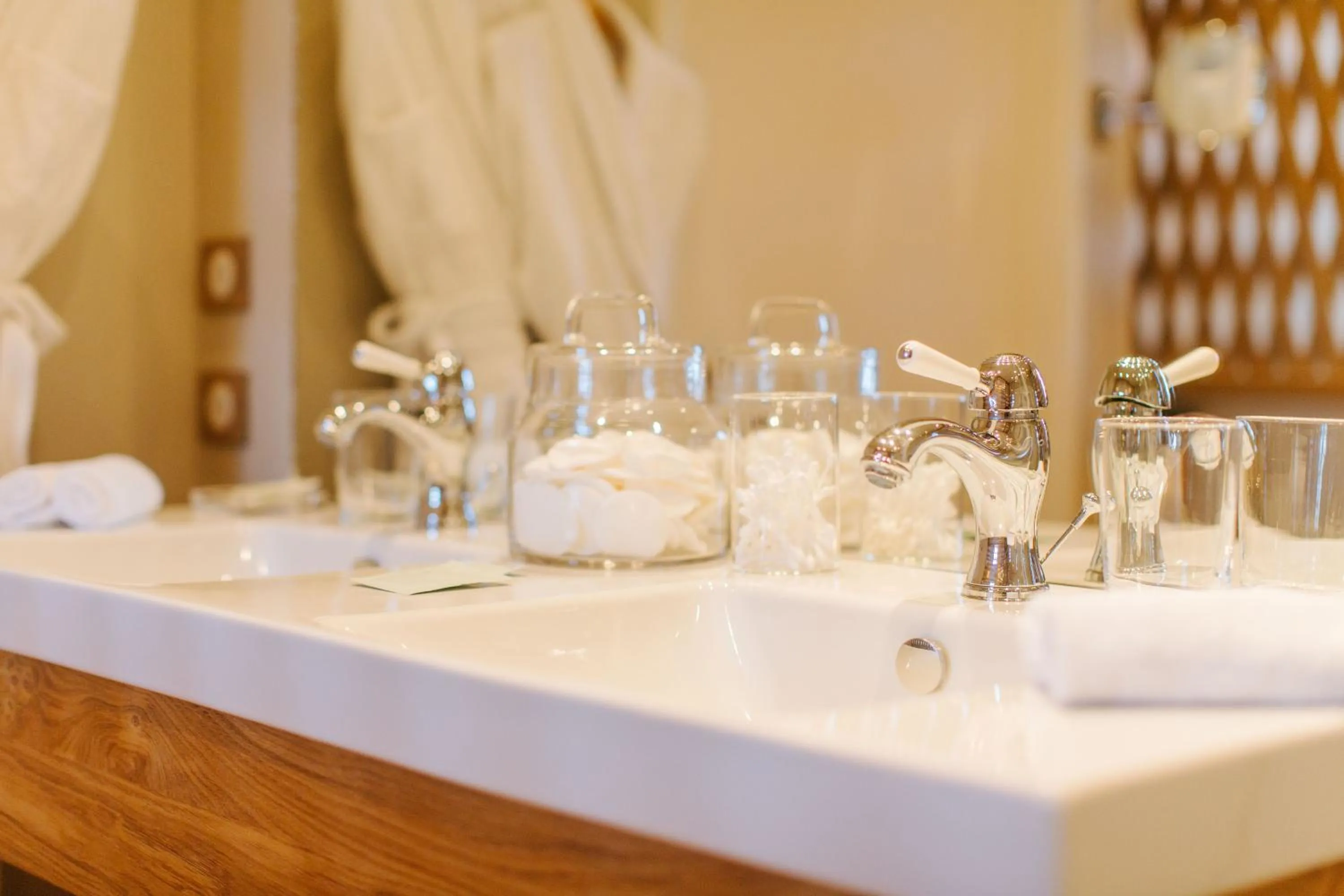 Bathroom in La Course