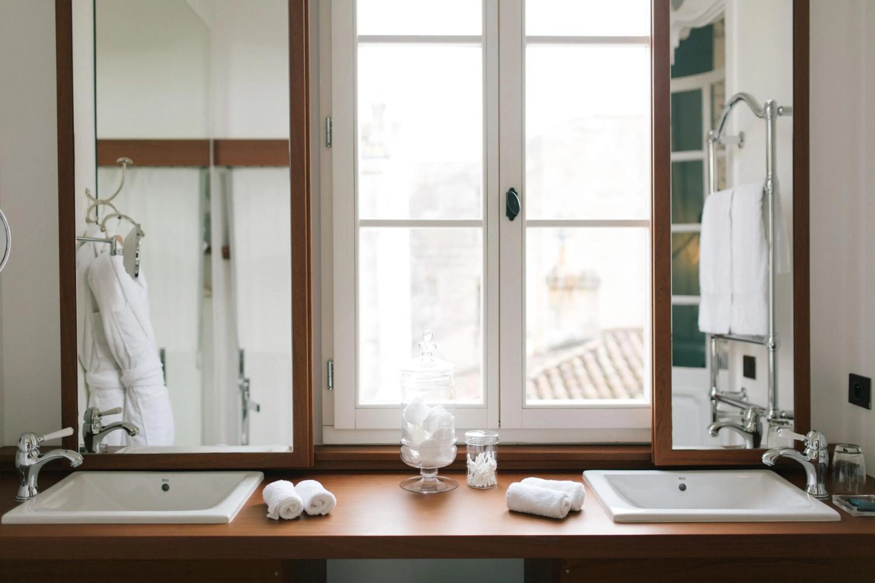 Bathroom in La Course