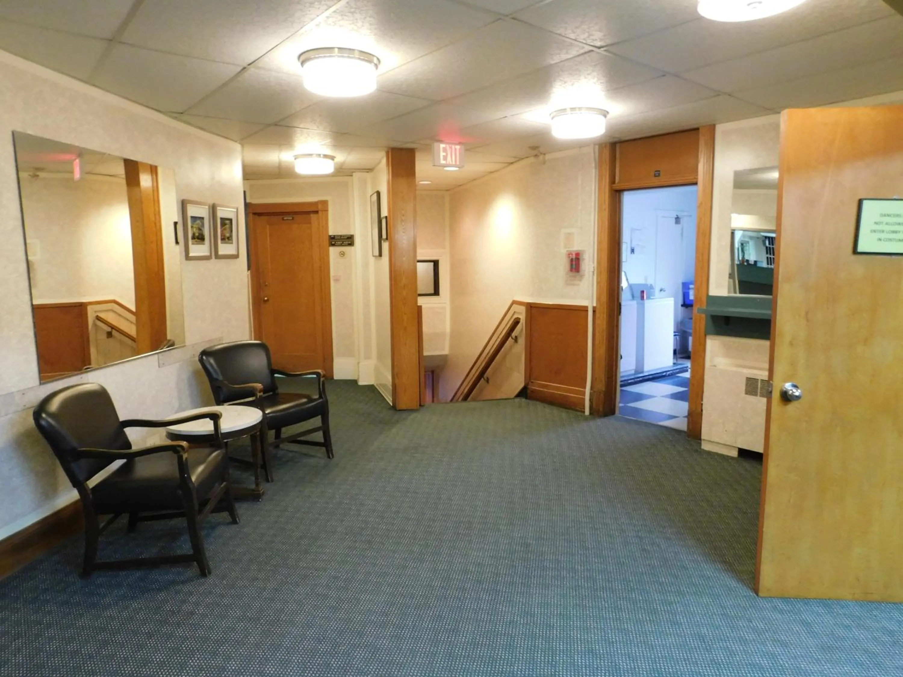 Lobby or reception in Filmores Hotel