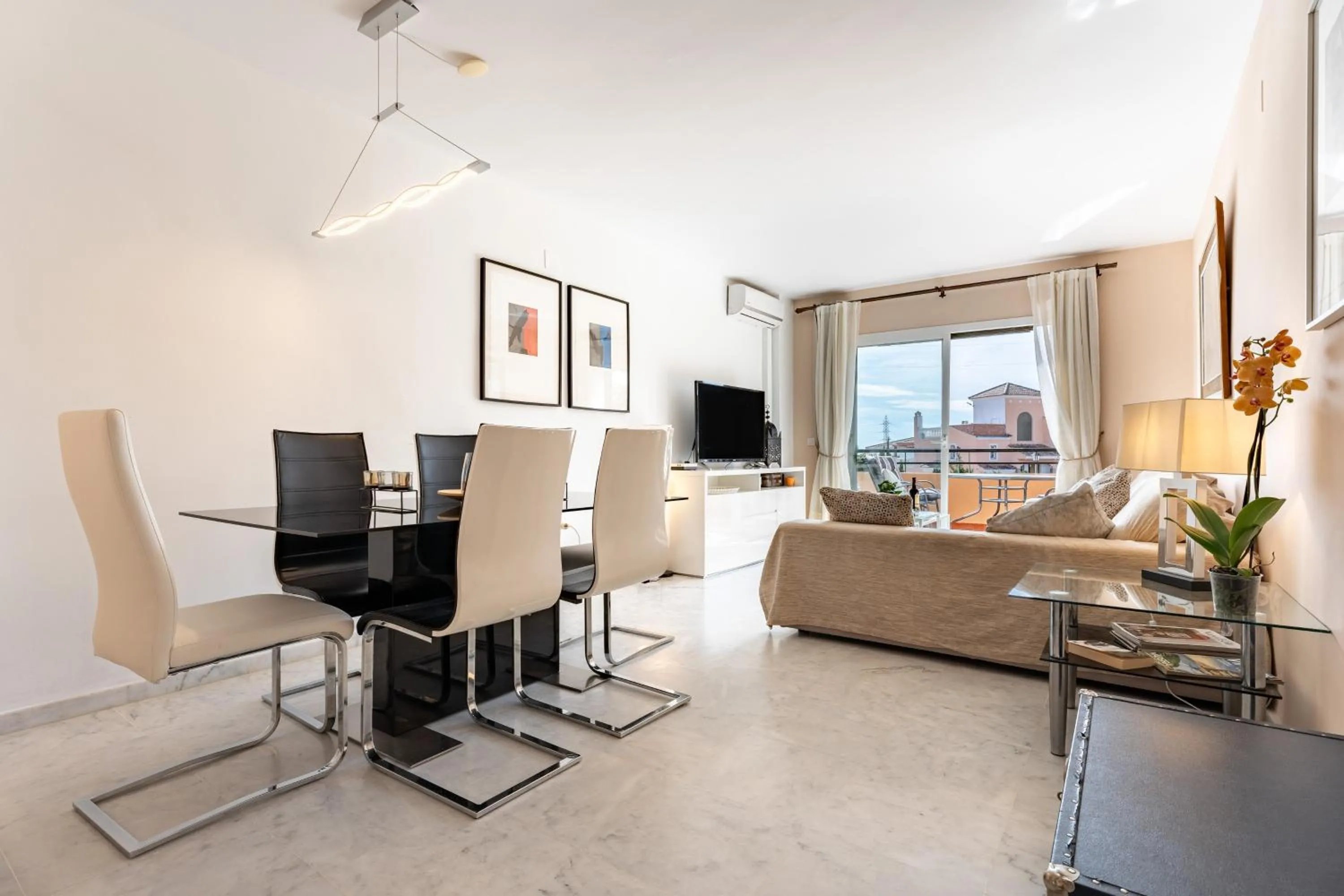 Penthouse 3-bedroom duplex