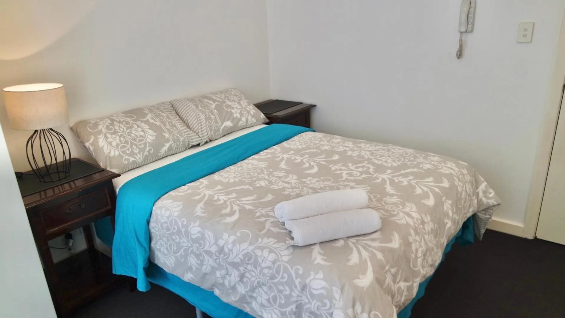 Bed in Cityview Studio Accommodation