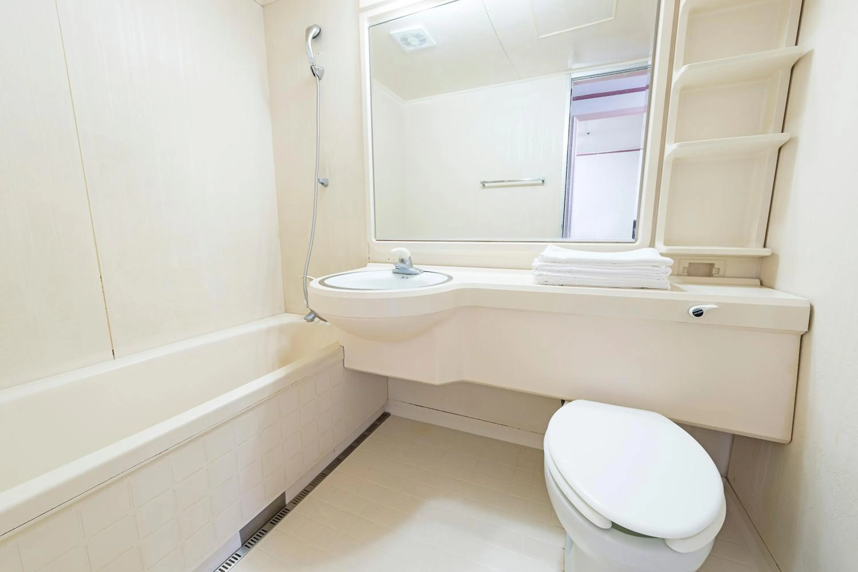 Shower in Hyundai Soo Resort Sokcho