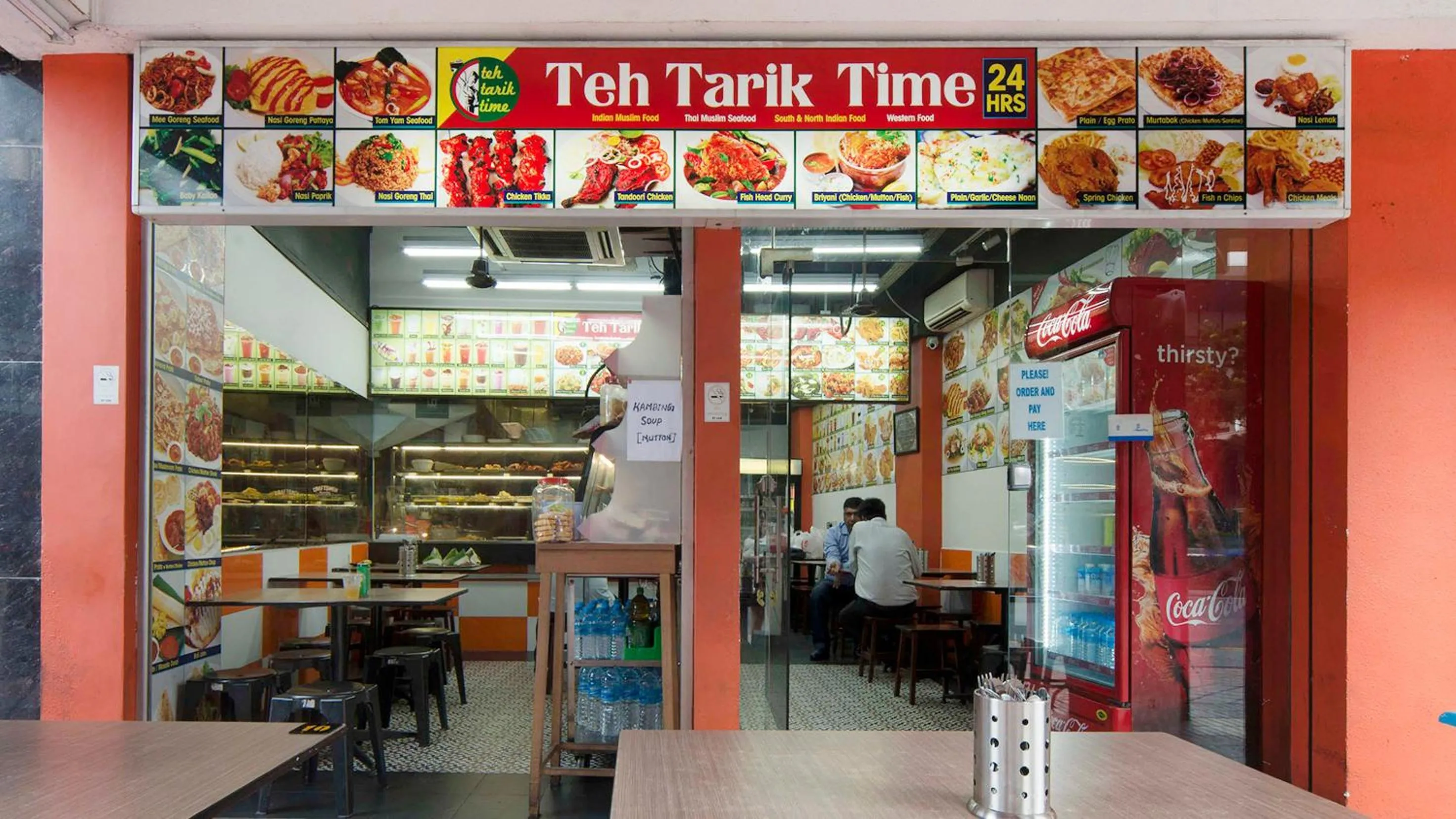 Restaurant/places to eat in River City Inn