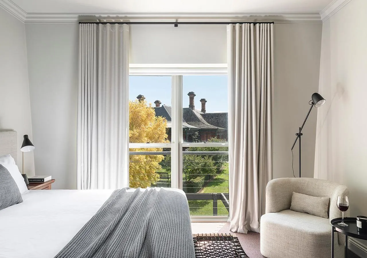 Natural landscape, Bed in Cleveland Estate