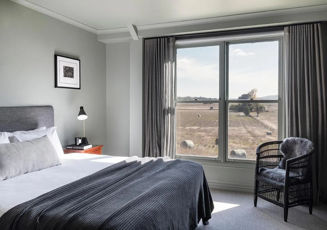 Bedroom, Bed in Cleveland Estate