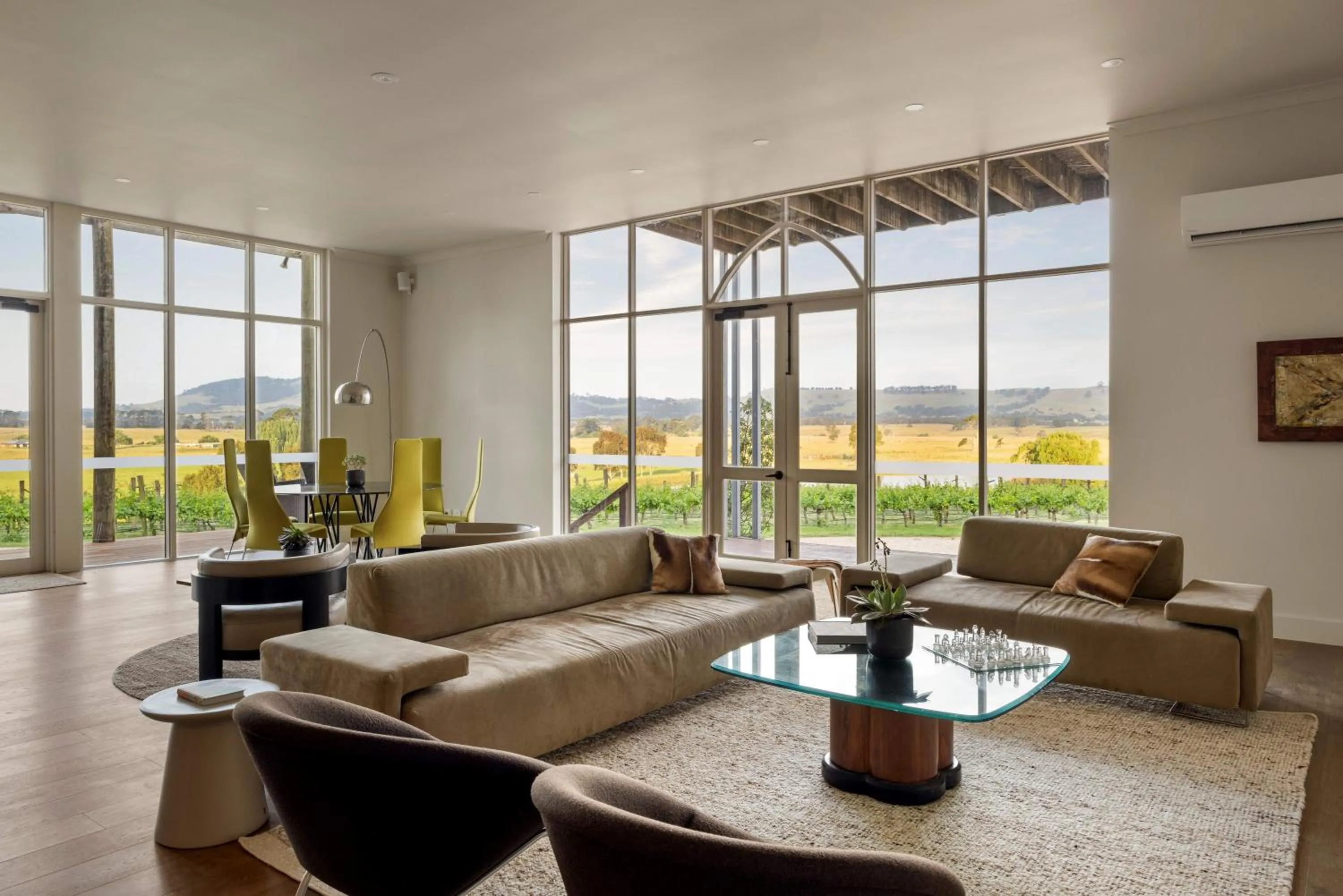 Natural landscape in Cleveland Estate