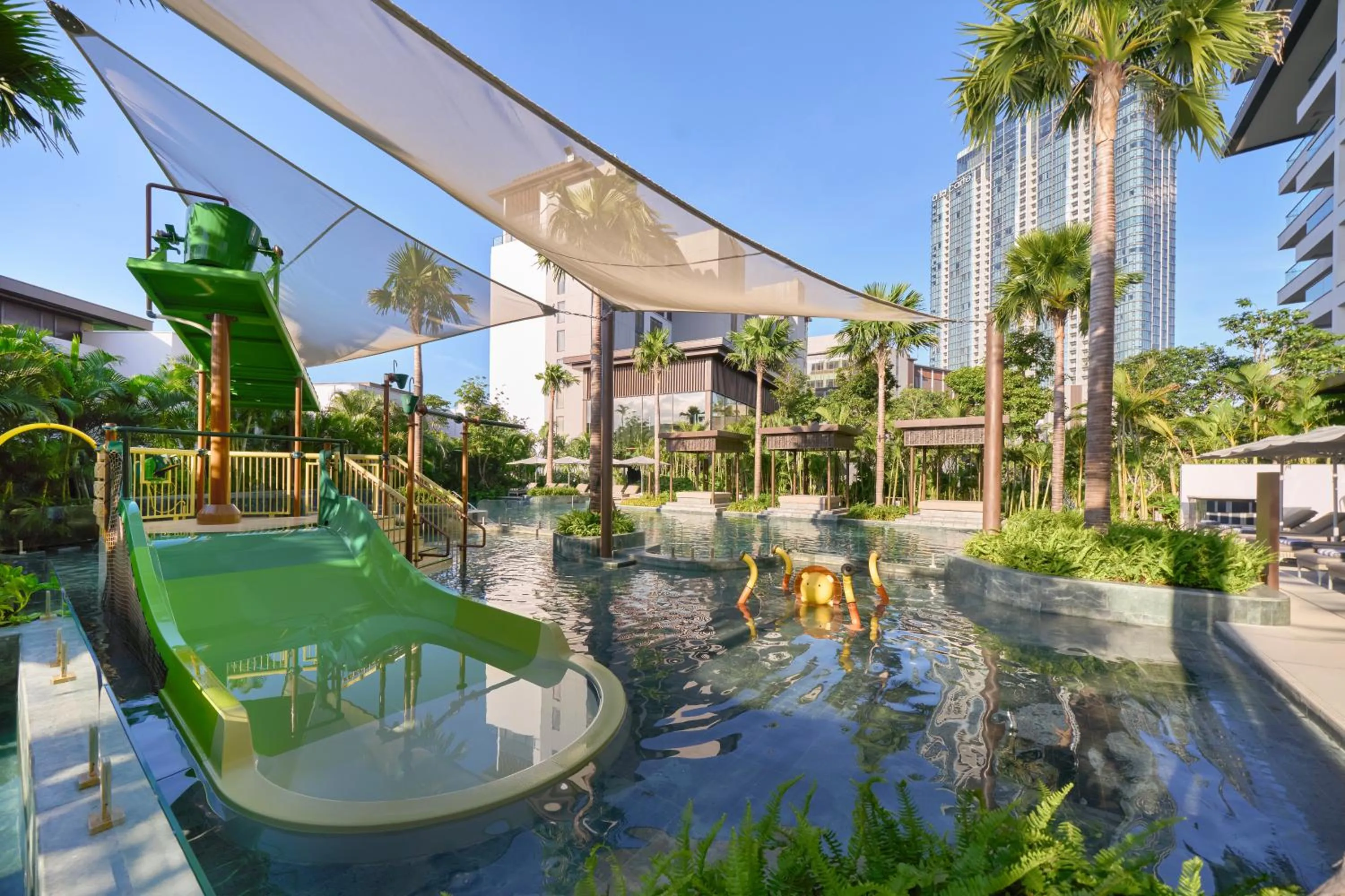 Swimming pool in InterContinental Halong Bay Resort by IHG