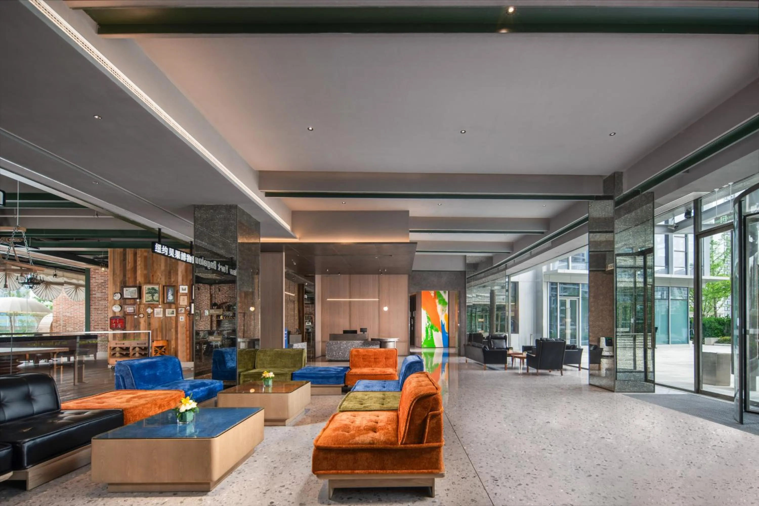 Lobby or reception in Holiday Inn Express Suzhou North Station by IHG