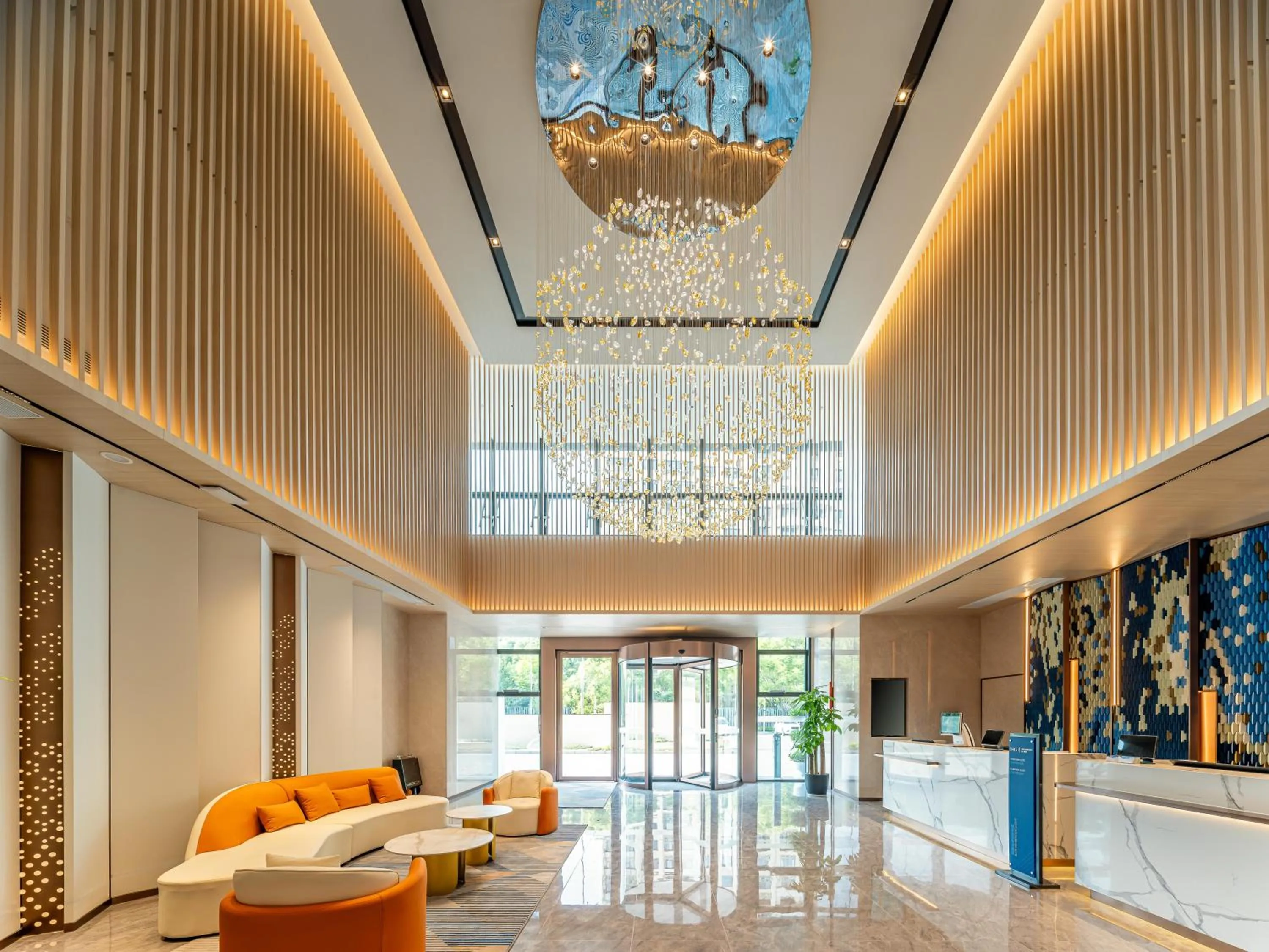 Lobby or reception in Holiday Inn Express Kunshan Yushan by IHG