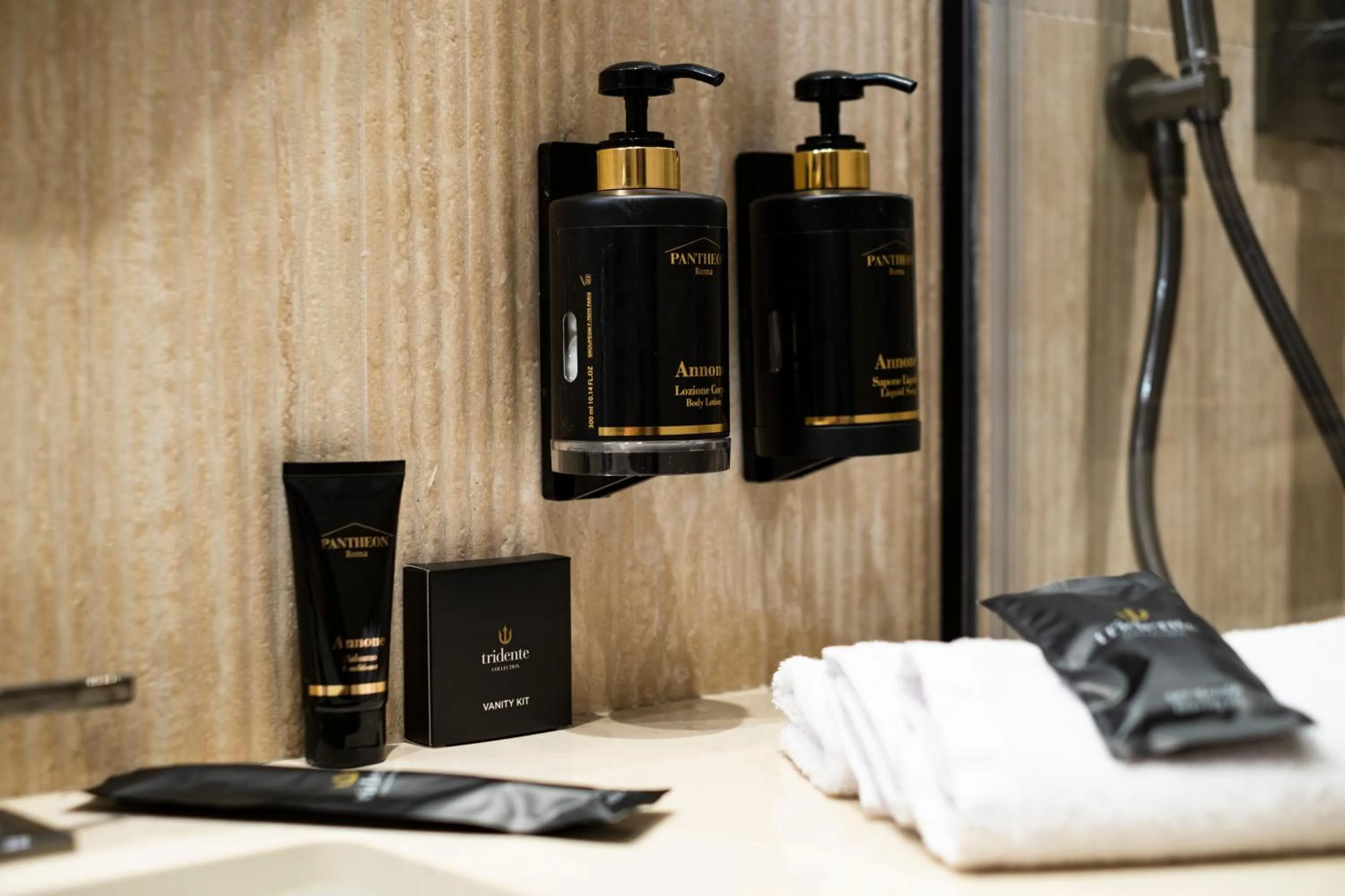 Bathroom in Circle6 Rome