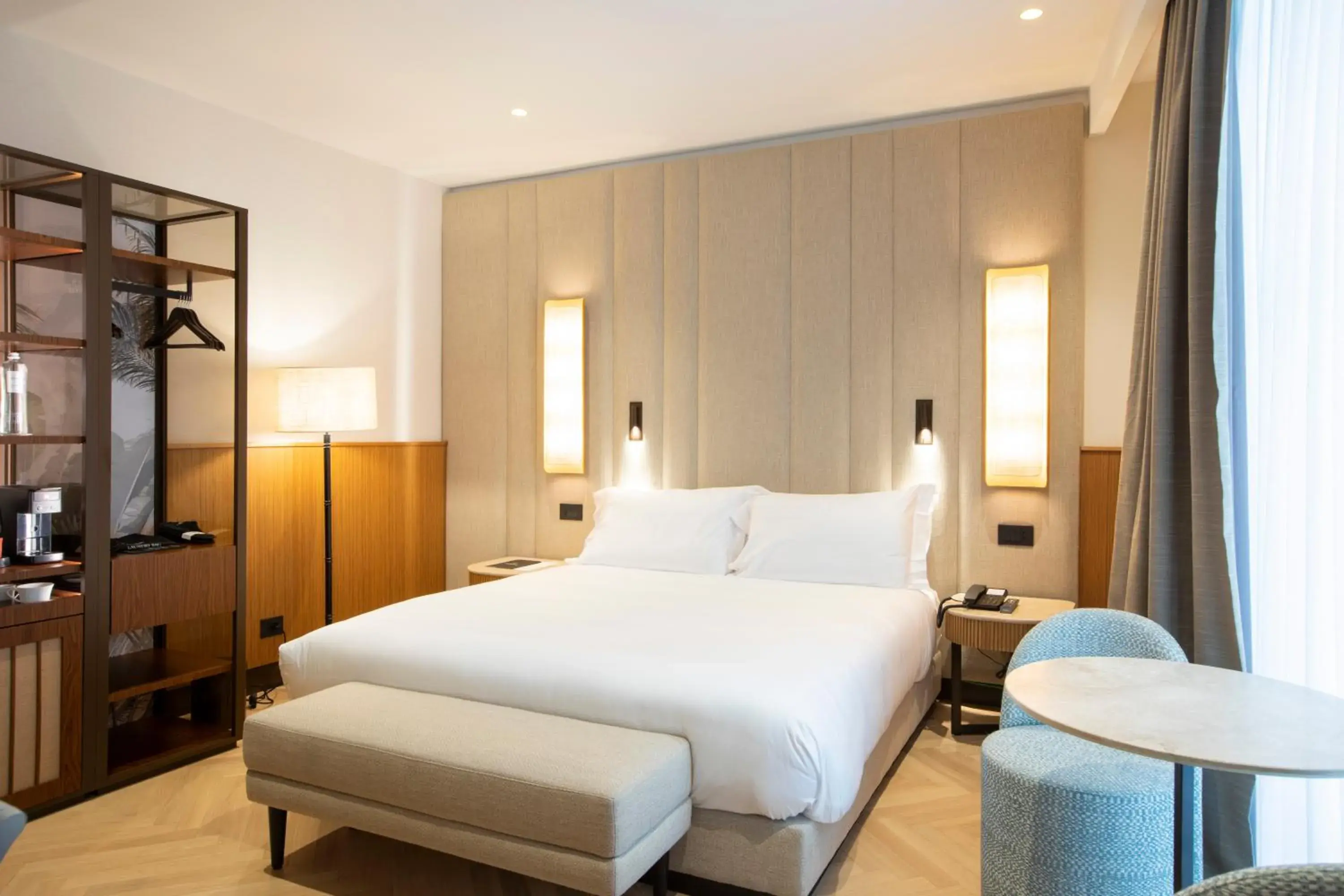 Family Room (2 adjoining rooms) in Circle6 Rome Family Room (2 adjoining rooms) in Circle6 Rome