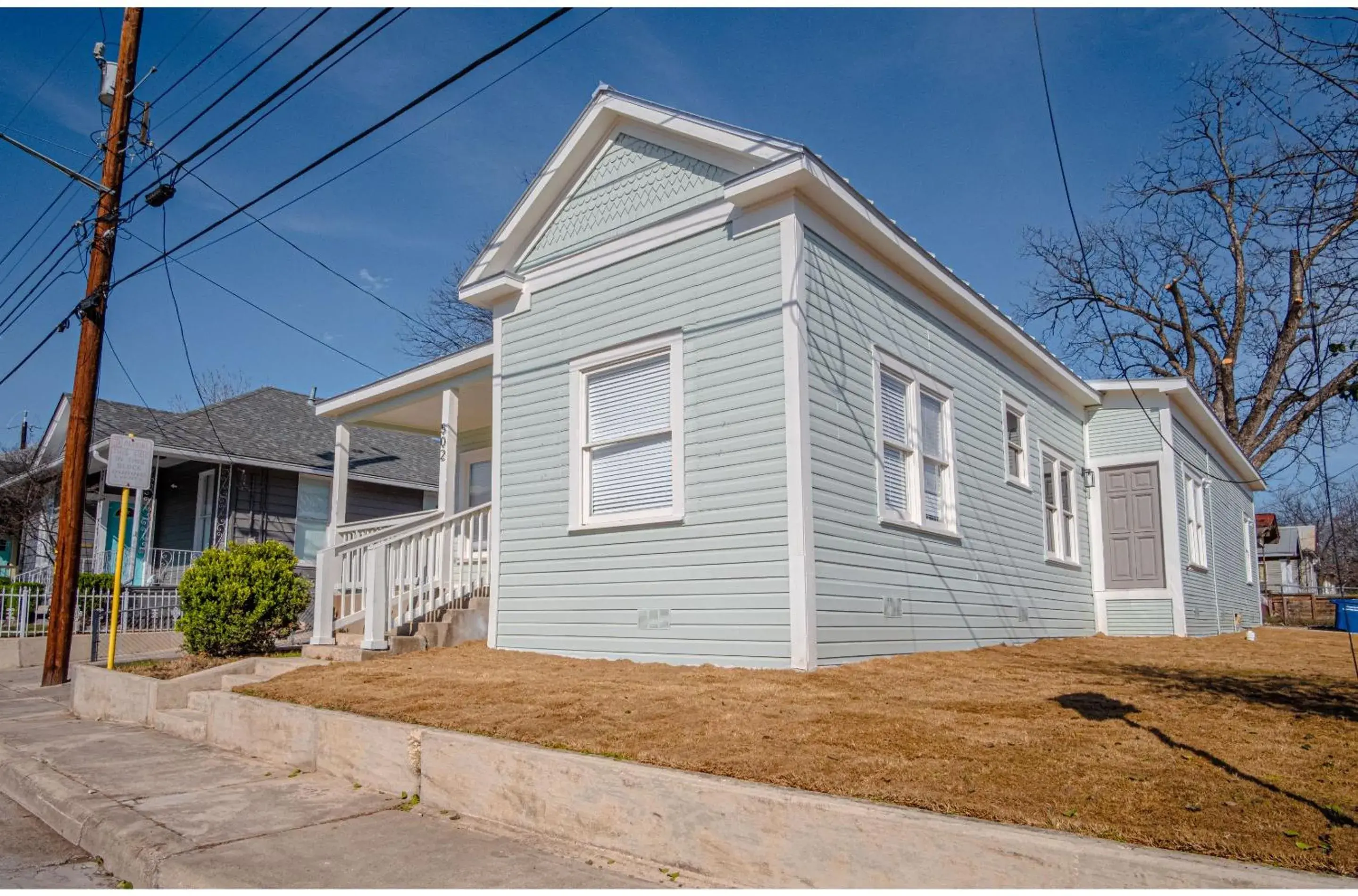 Four-Bedroom House in Create Memories 4BR3BA Near Riverwalk Downtown Four-Bedroom House in Create Memories 4BR3BA Near Riverwalk Downtown