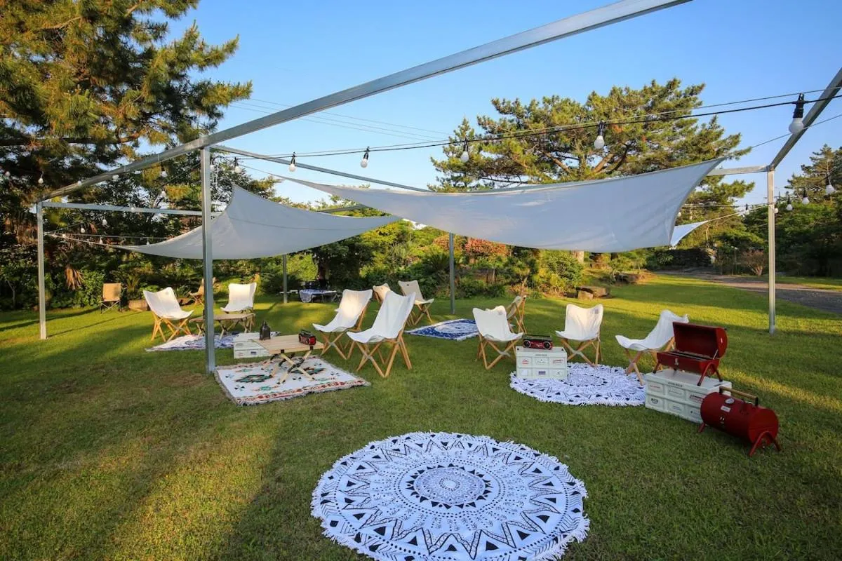 Garden in Benikea  The Jeju Resort